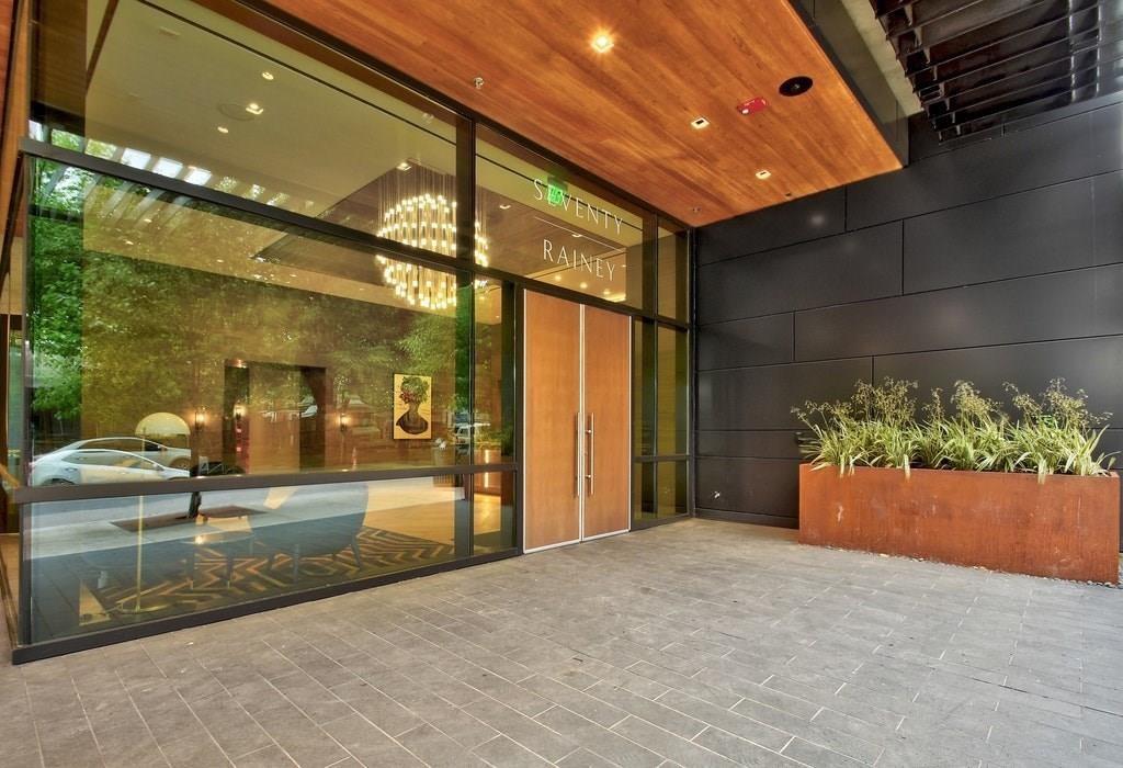 70 Rainey St # 1409, Austin, TX 78701