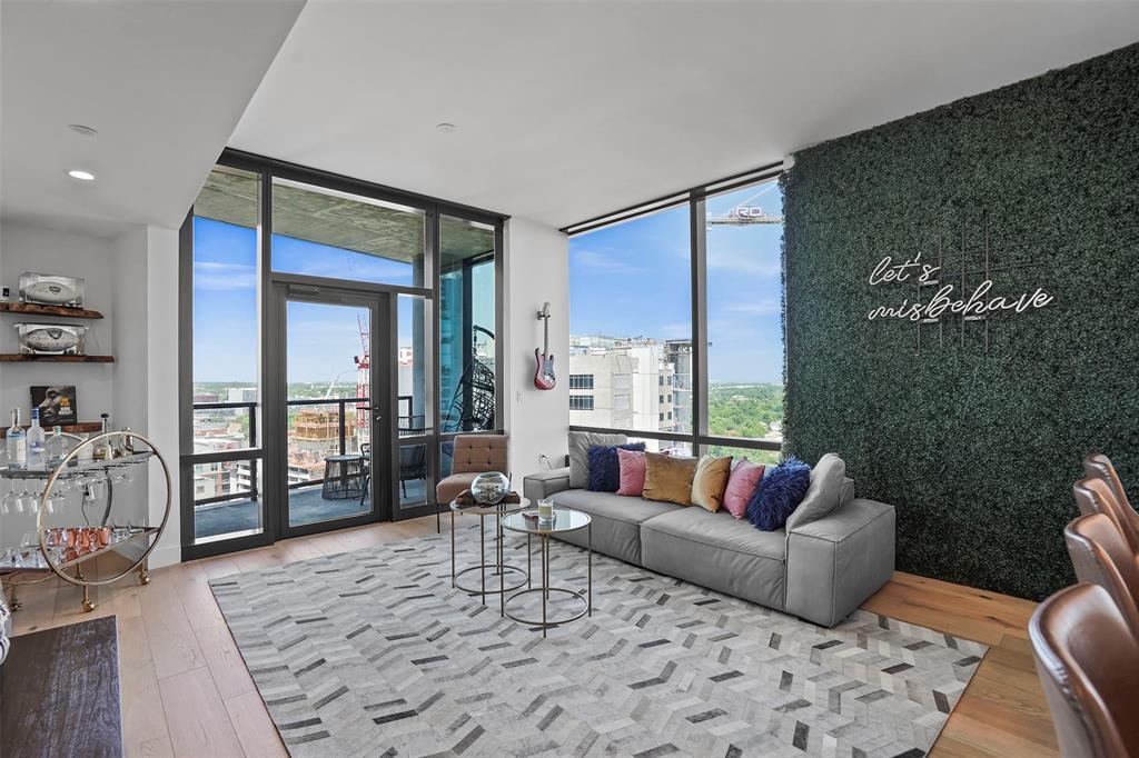 70 Rainey St # 1409, Austin, TX 78701