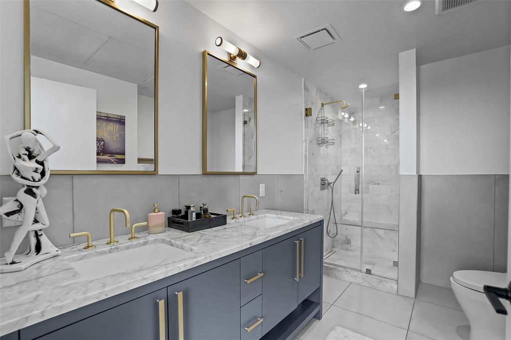 70 Rainey St # 1409, Austin, TX 78701