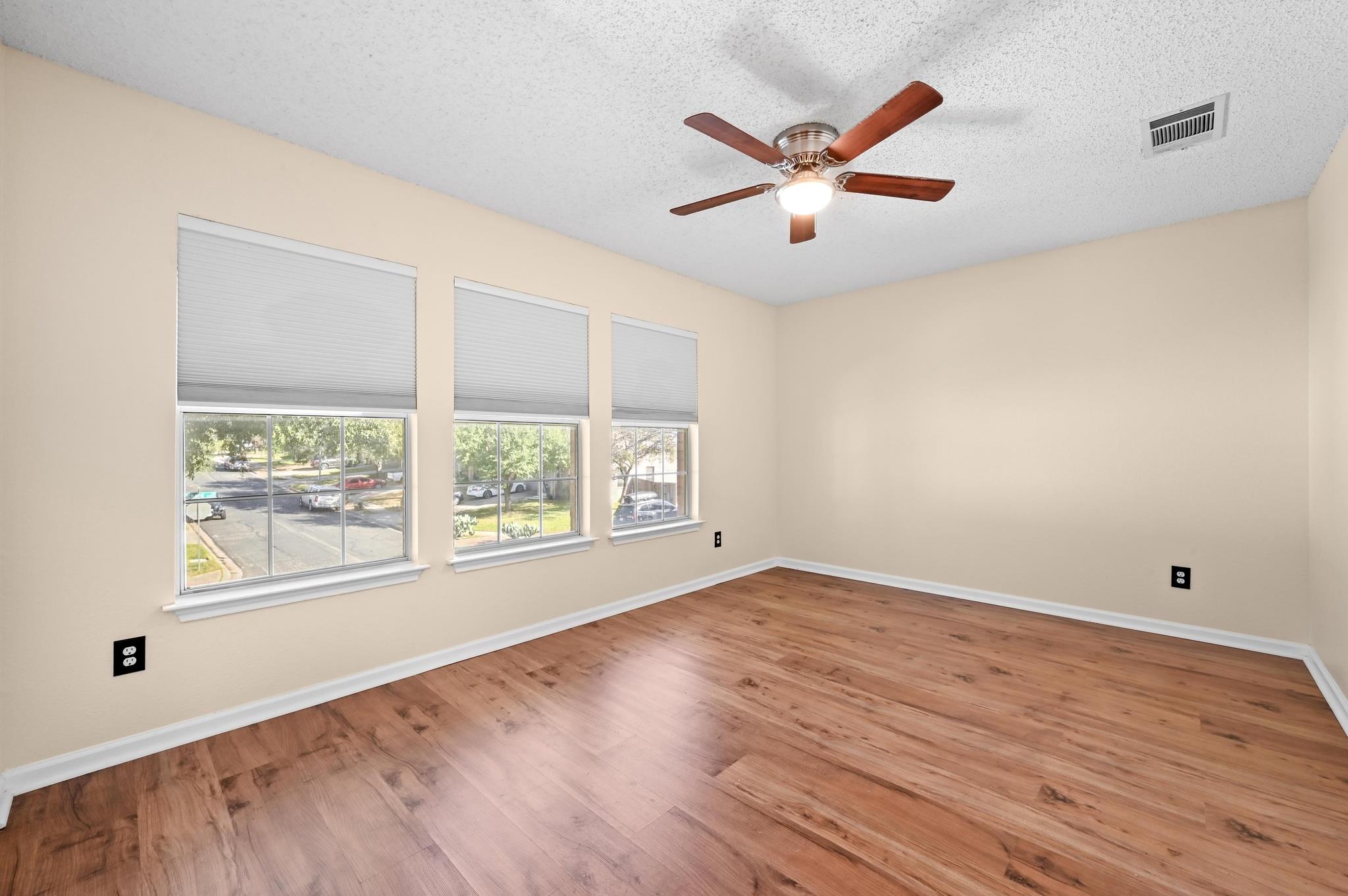 11220 Pickard Ln, Austin, TX 78748