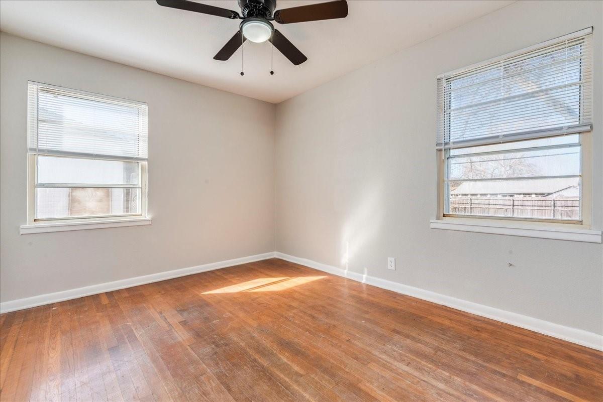 704 S 3rd St, Copperas Cove, TX 76522