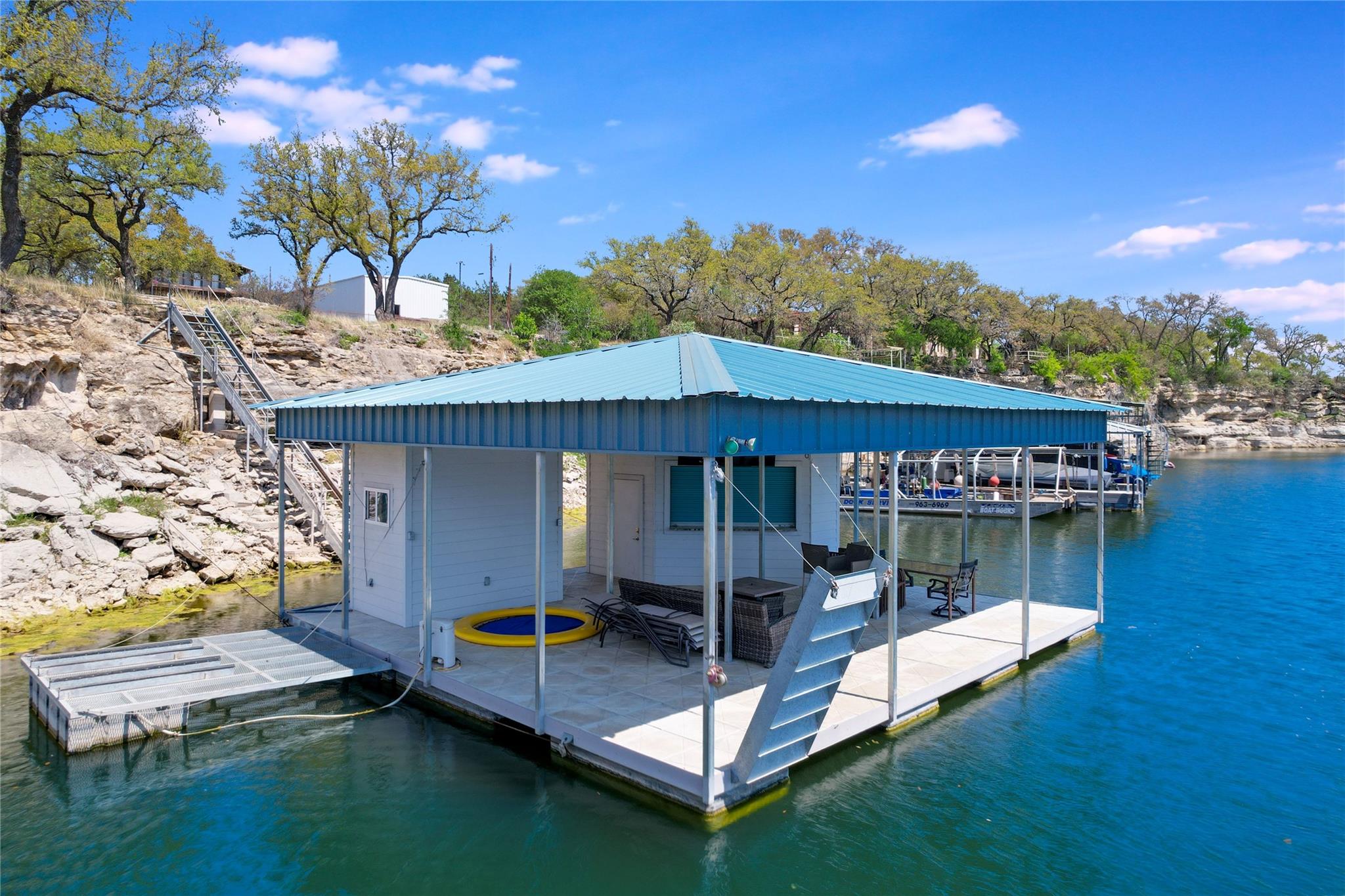 23605 Lakeside Dr, Marble Falls, TX 78654