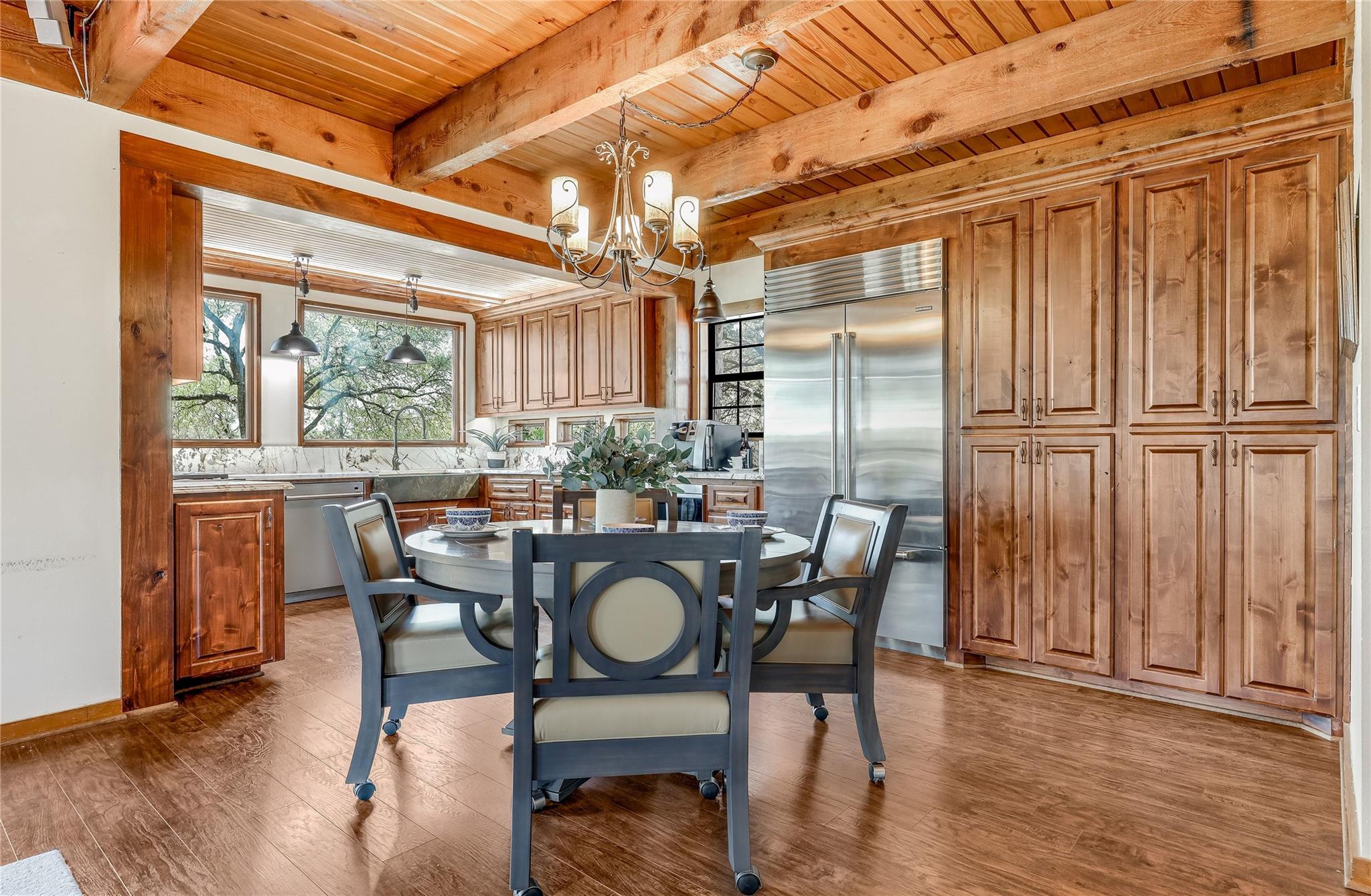 23605 Lakeside Dr, Marble Falls, TX 78654