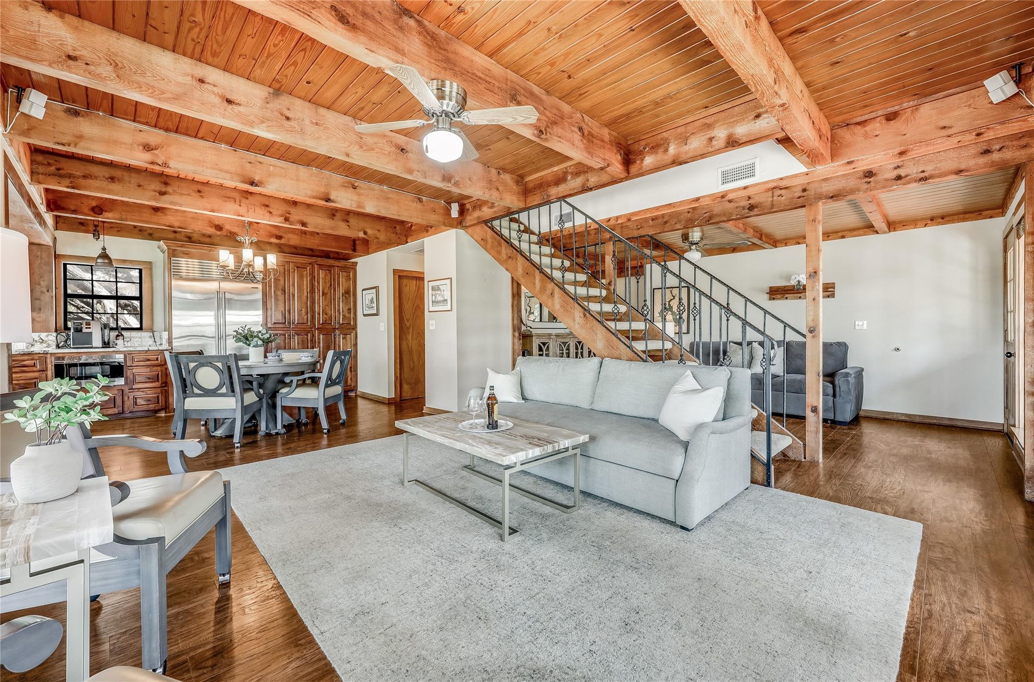 23605 Lakeside Dr, Marble Falls, TX 78654