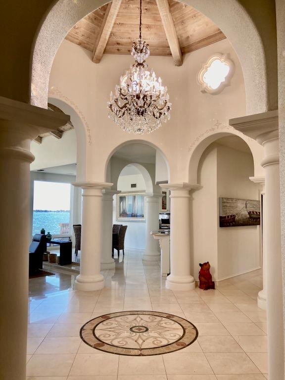 101 Far North Cir, Horseshoe Bay, TX 78657