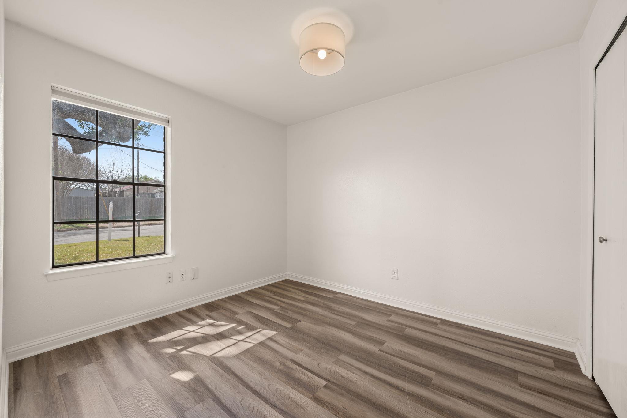 4102 Tamarack Trl, Austin, TX 78727