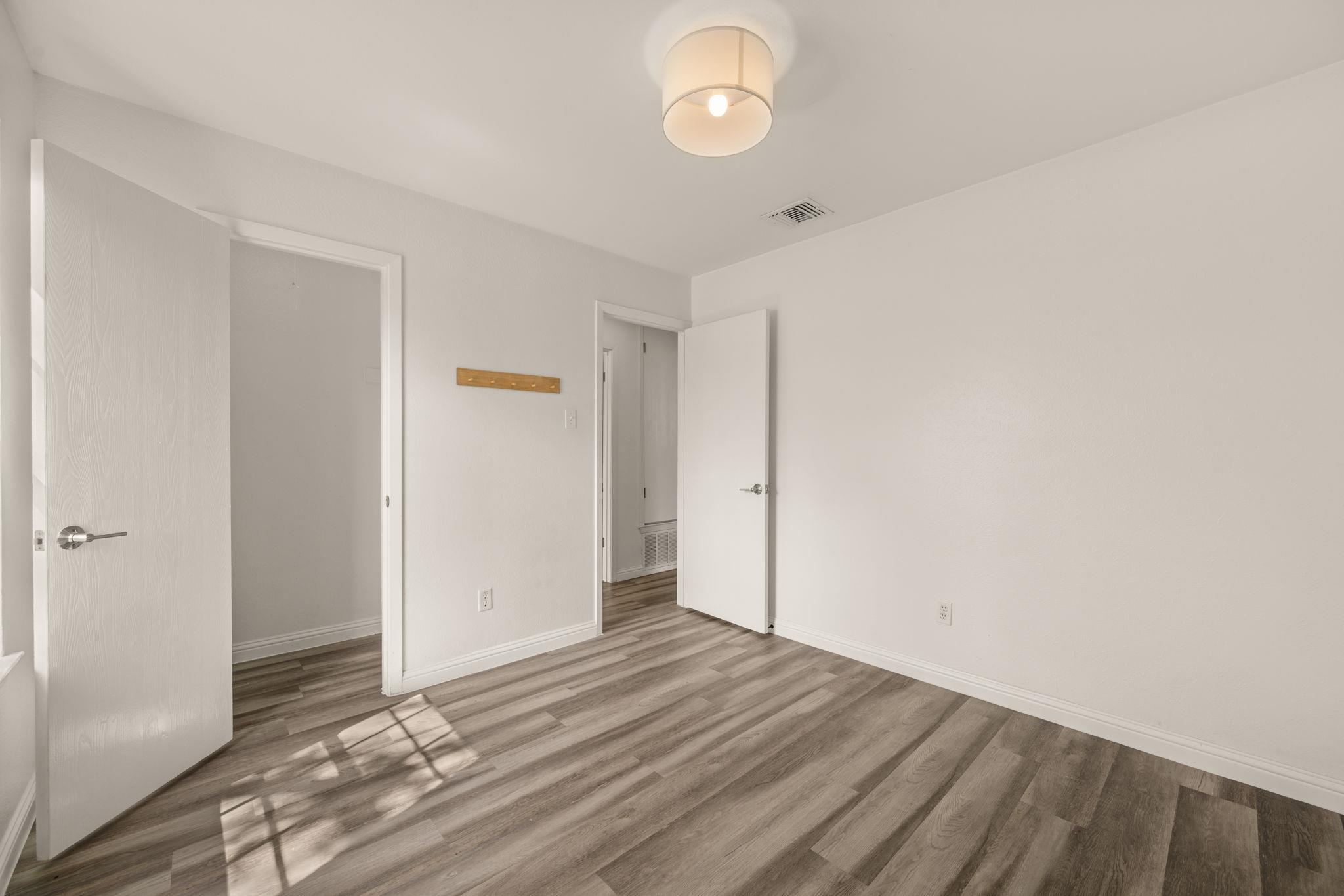 4102 Tamarack Trl, Austin, TX 78727