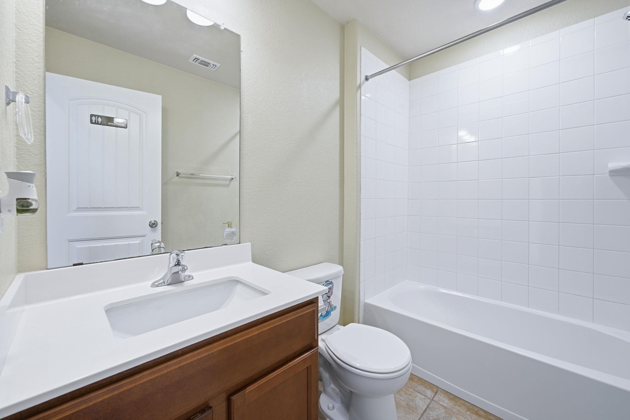 117 Hematite Ln, Jarrell, TX 76537