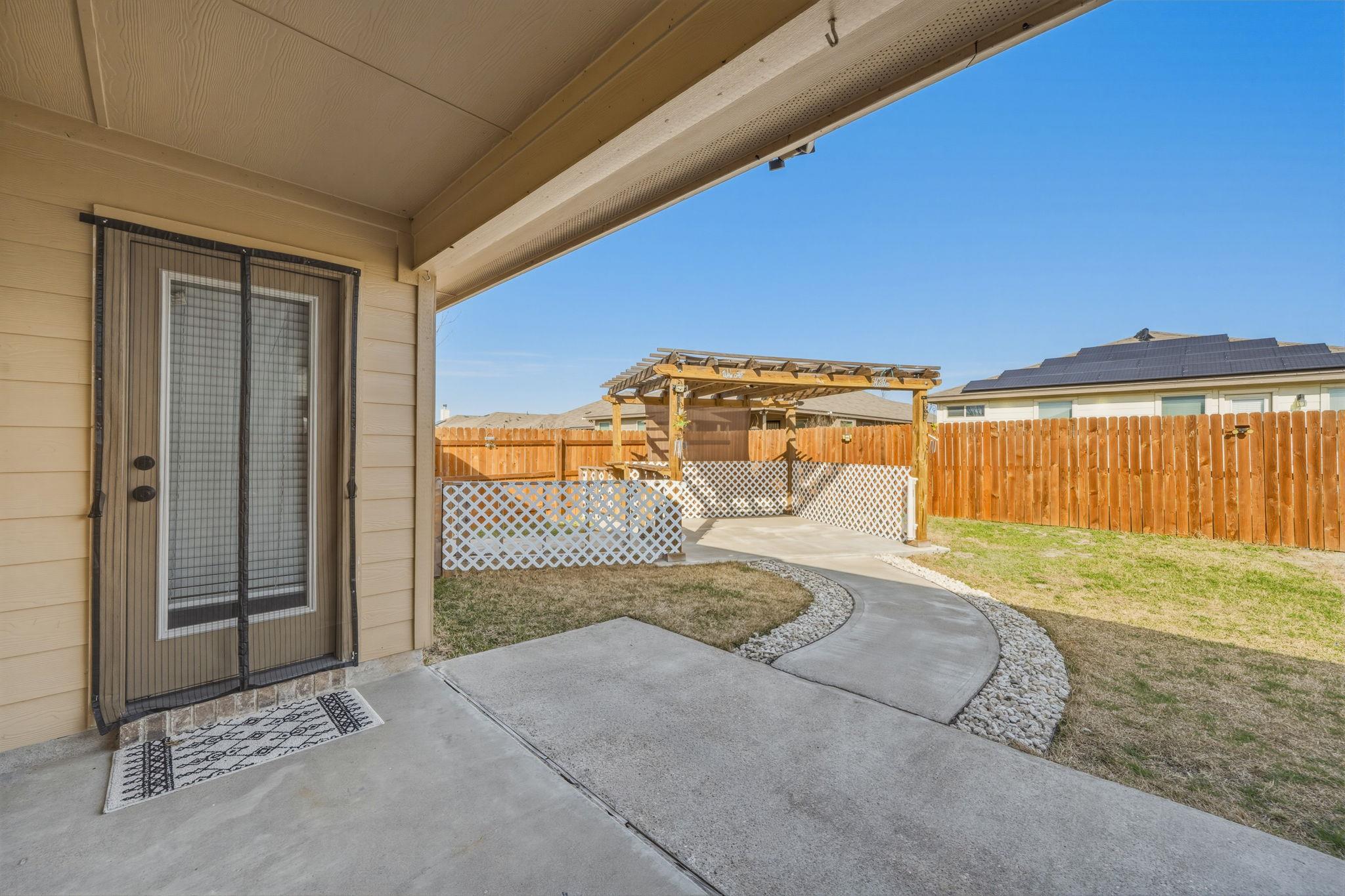 117 Hematite Ln, Jarrell, TX 76537