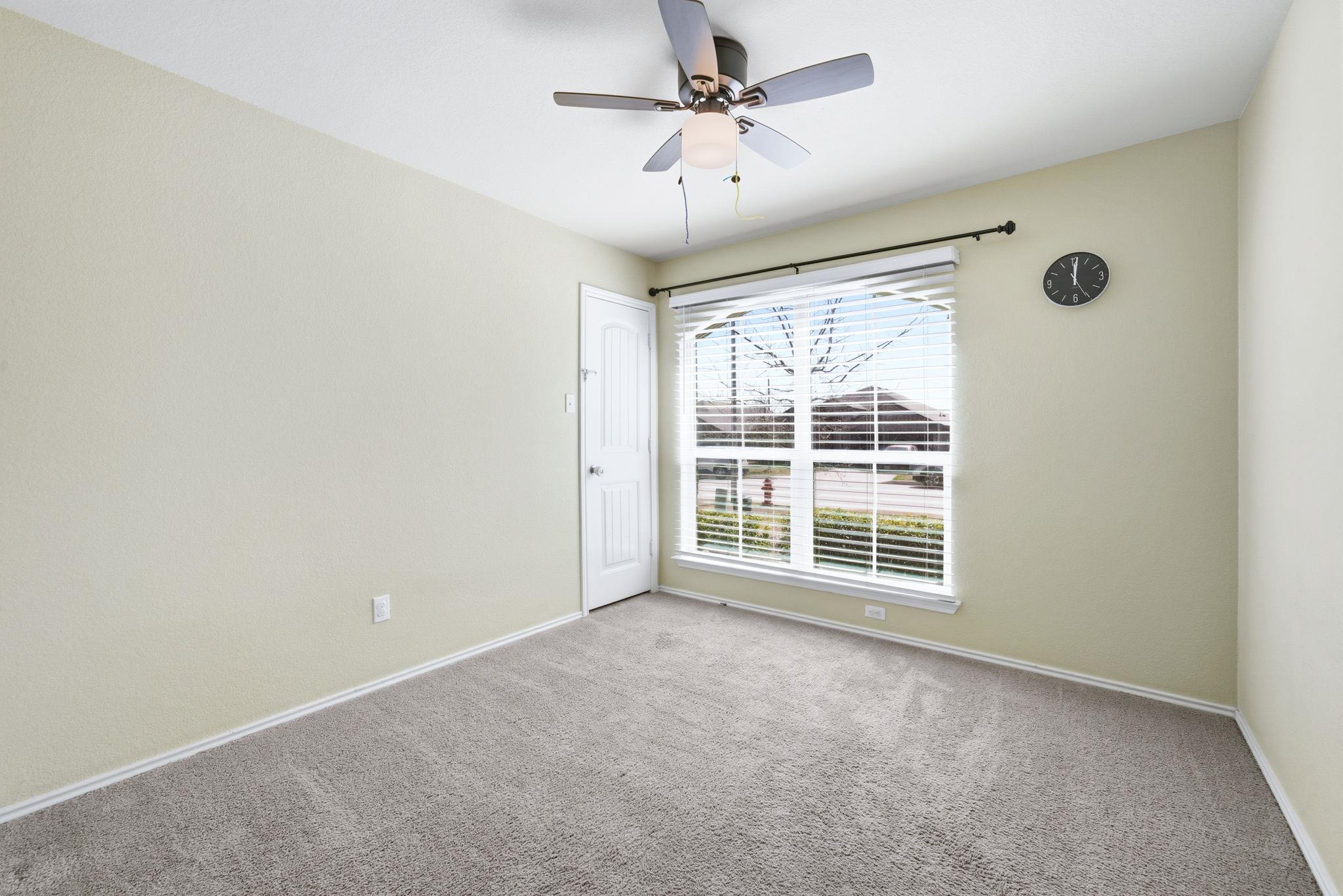 117 Hematite Ln, Jarrell, TX 76537