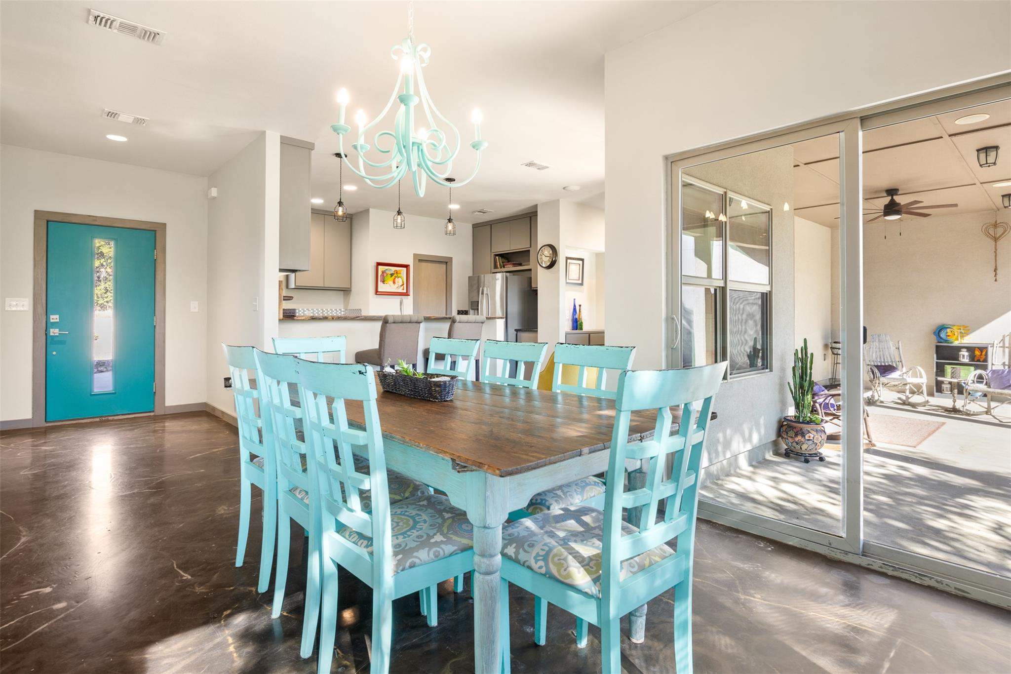 609 Las Colinas Dr, Wimberley, TX 78676