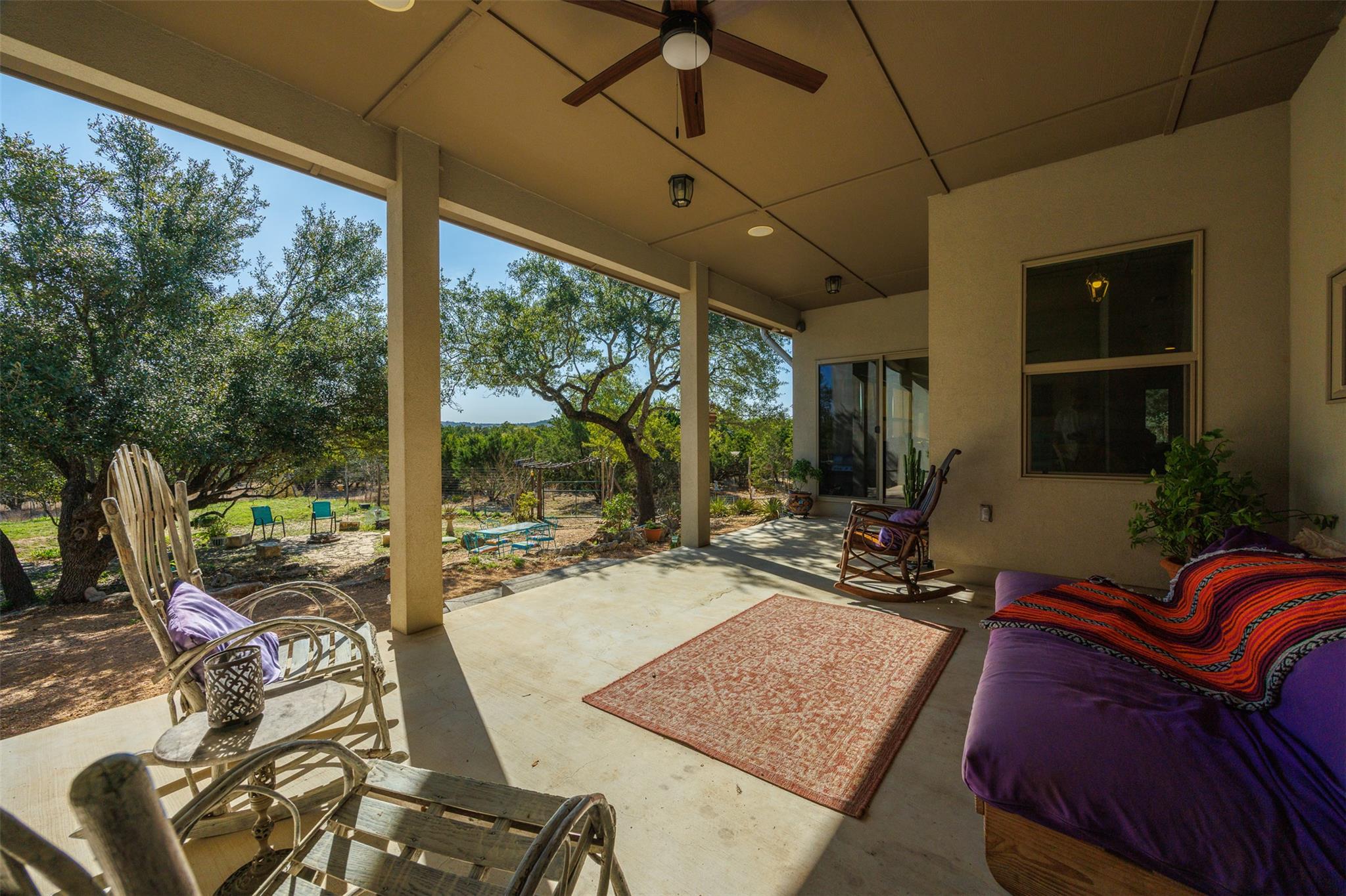 609 Las Colinas Dr, Wimberley, TX 78676