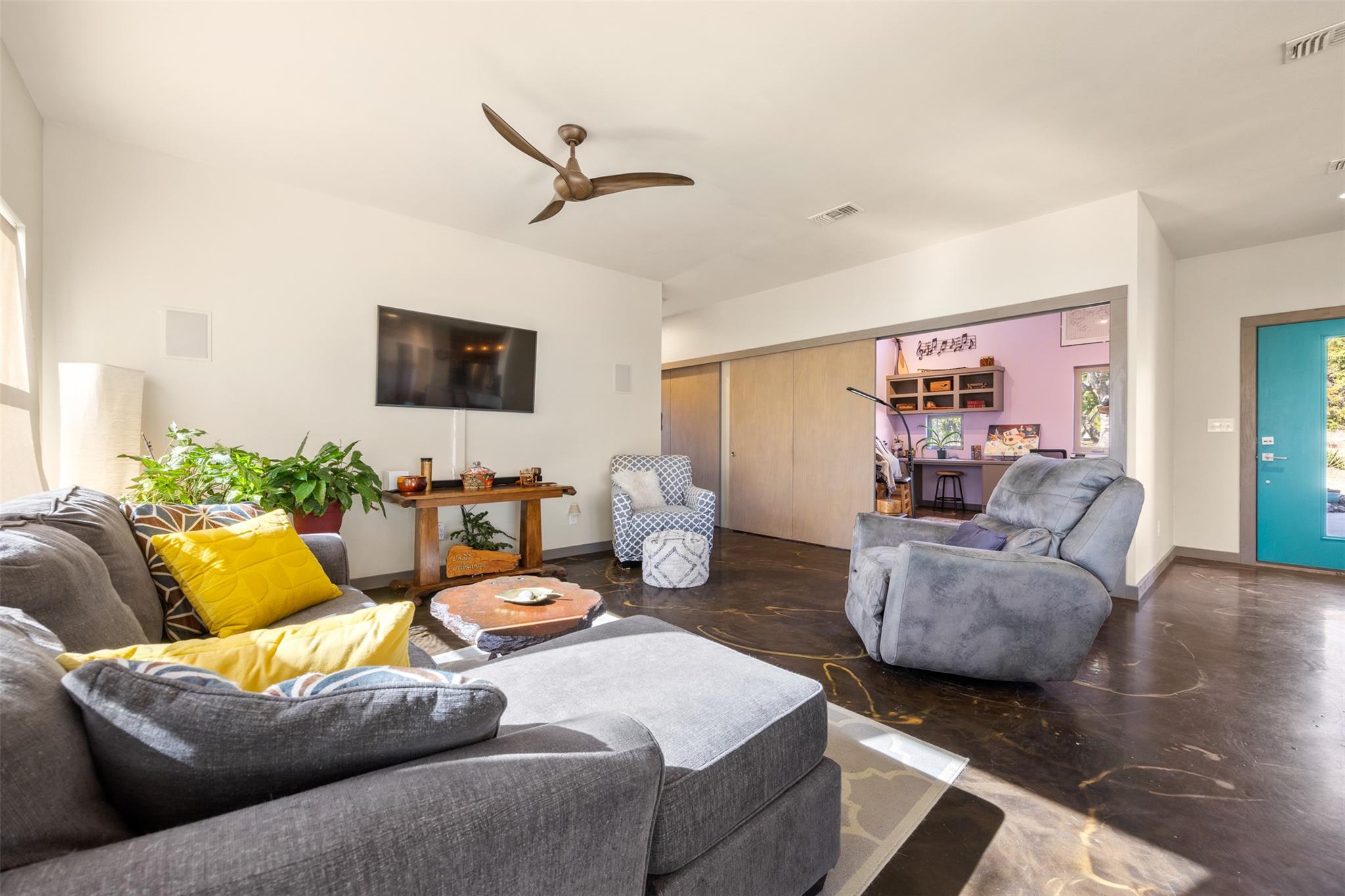 609 Las Colinas Dr, Wimberley, TX 78676