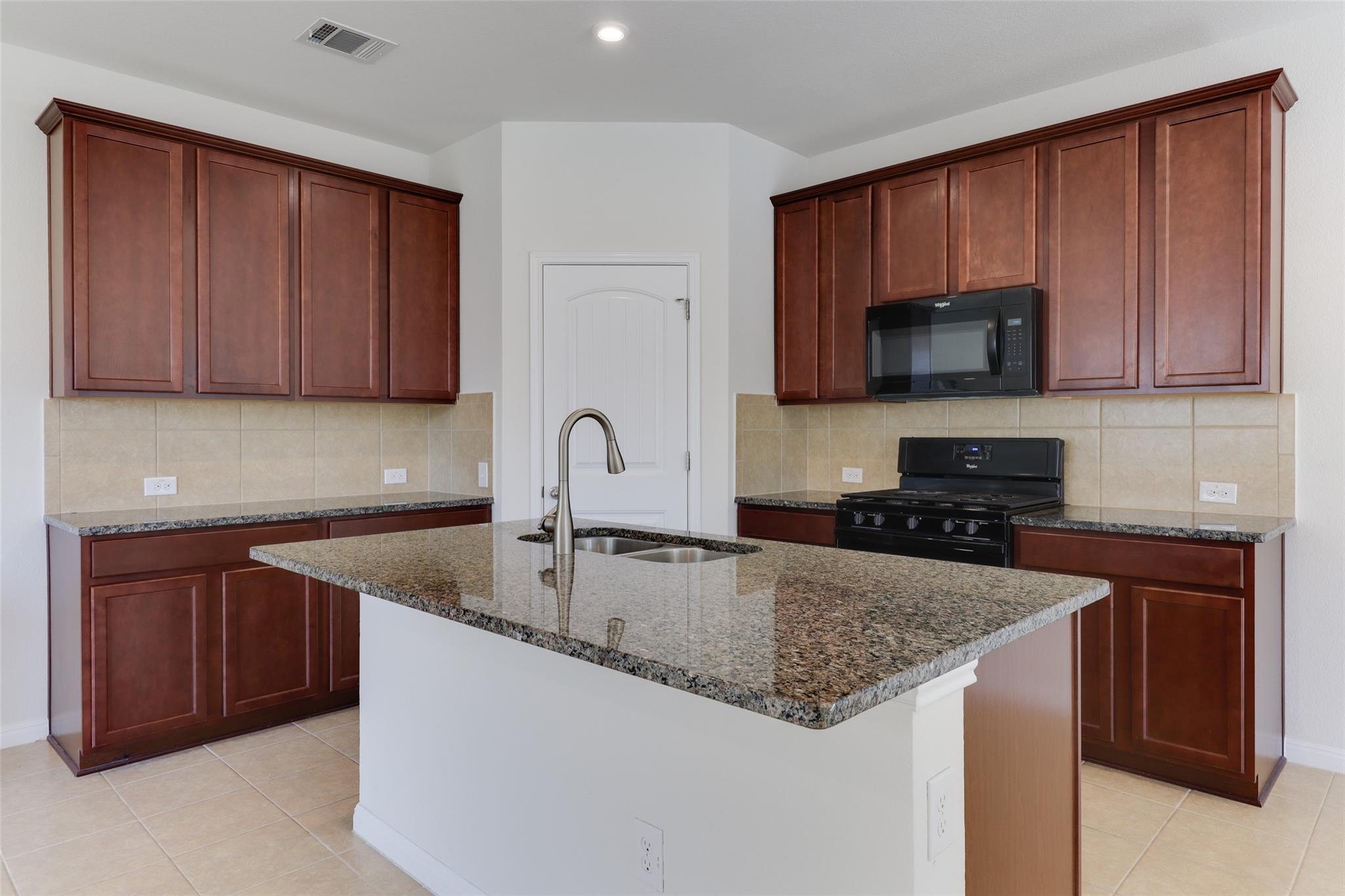 2912 Cotton Gin Dr, Round Rock, TX 78664