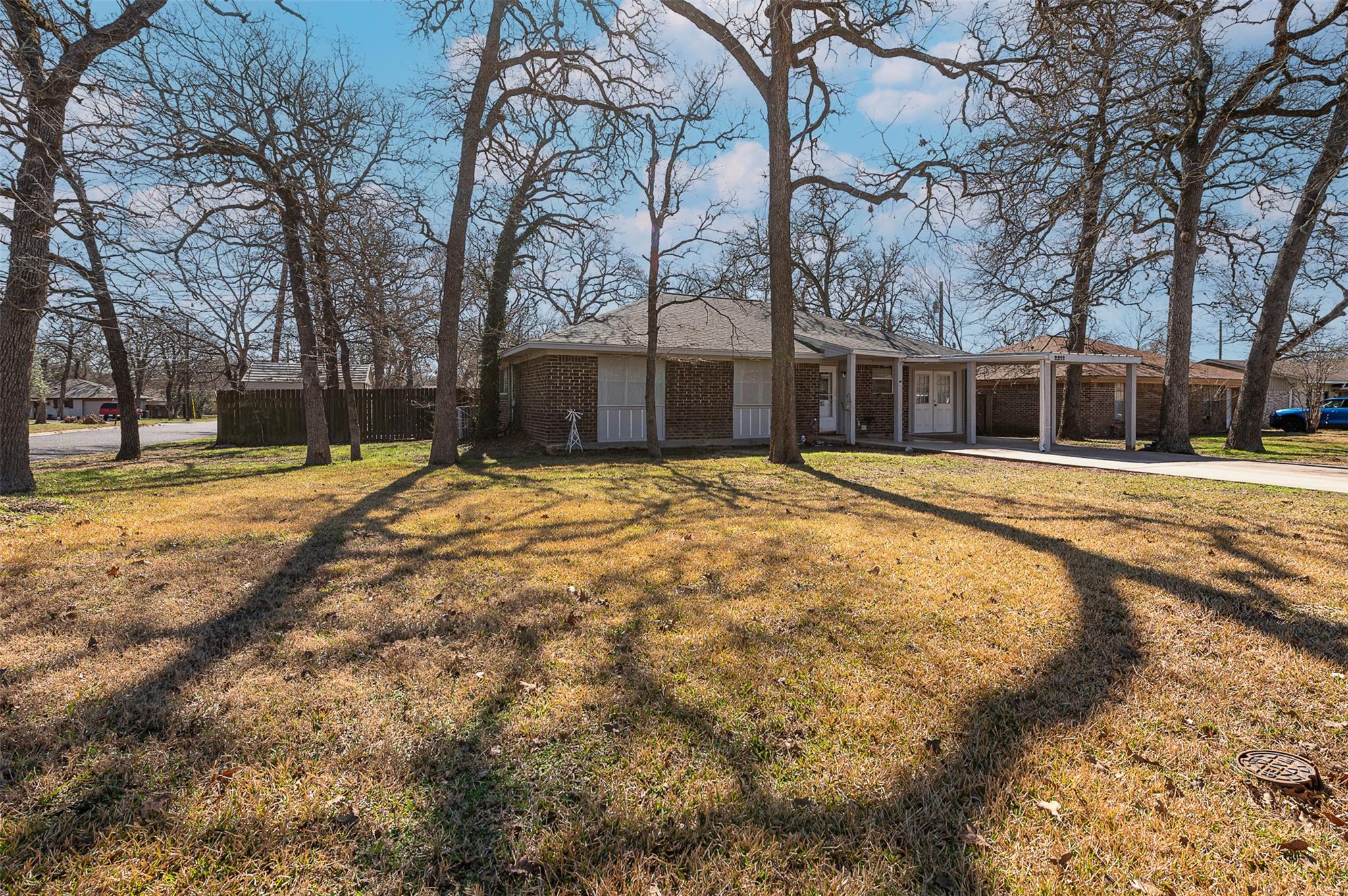 2212 Teton Dr, Bryan, TX 77803