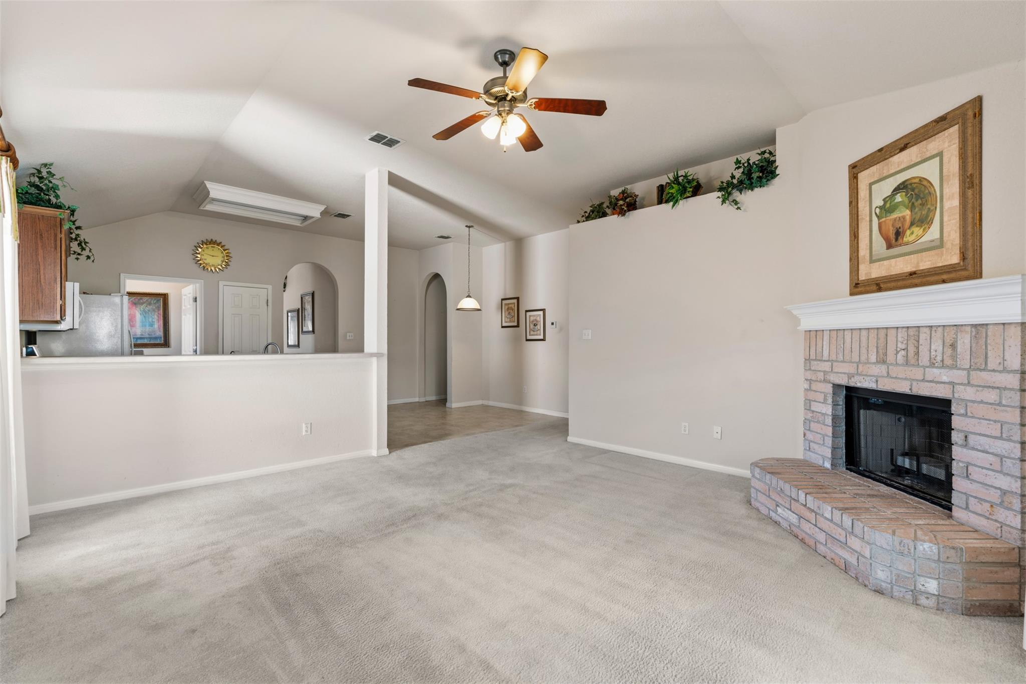 1156 Woodlands Dr, Kyle, TX 78640