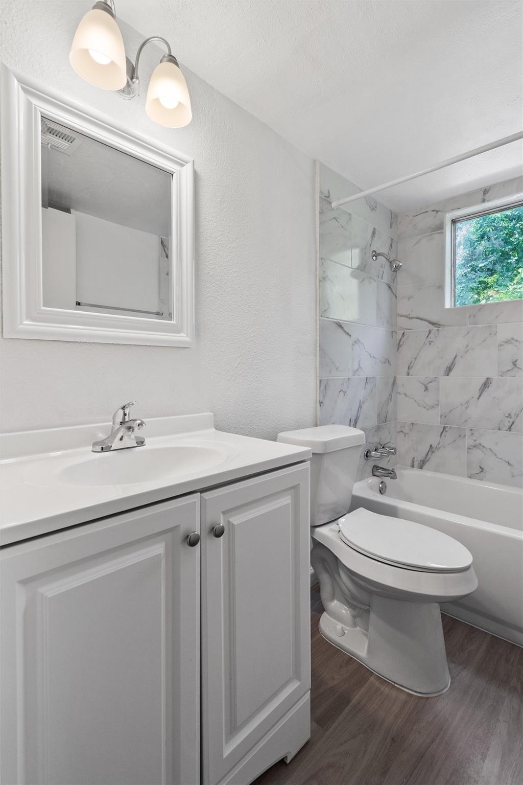 2501 Manor Cir # B, Austin, TX 78723