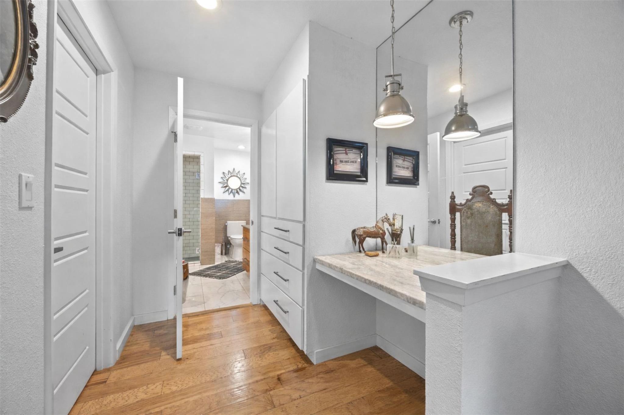 1405 E 18th St, Georgetown, TX 78626