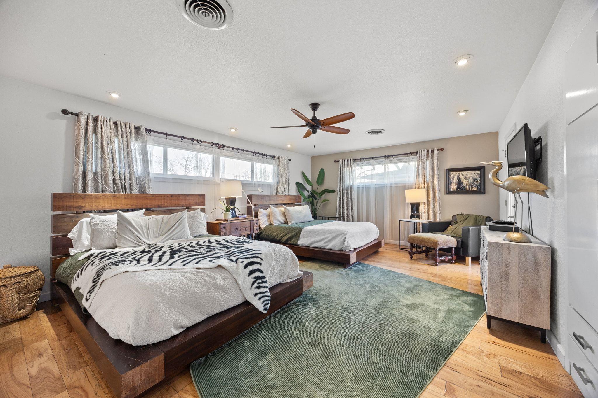 1405 E 18th St, Georgetown, TX 78626