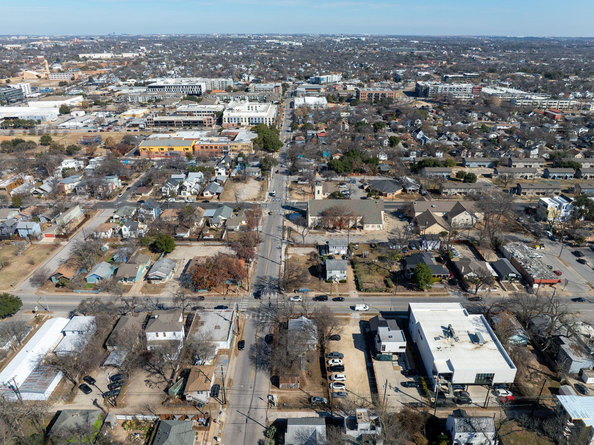 2201 E Cesar Chavez St, Austin, TX 78702