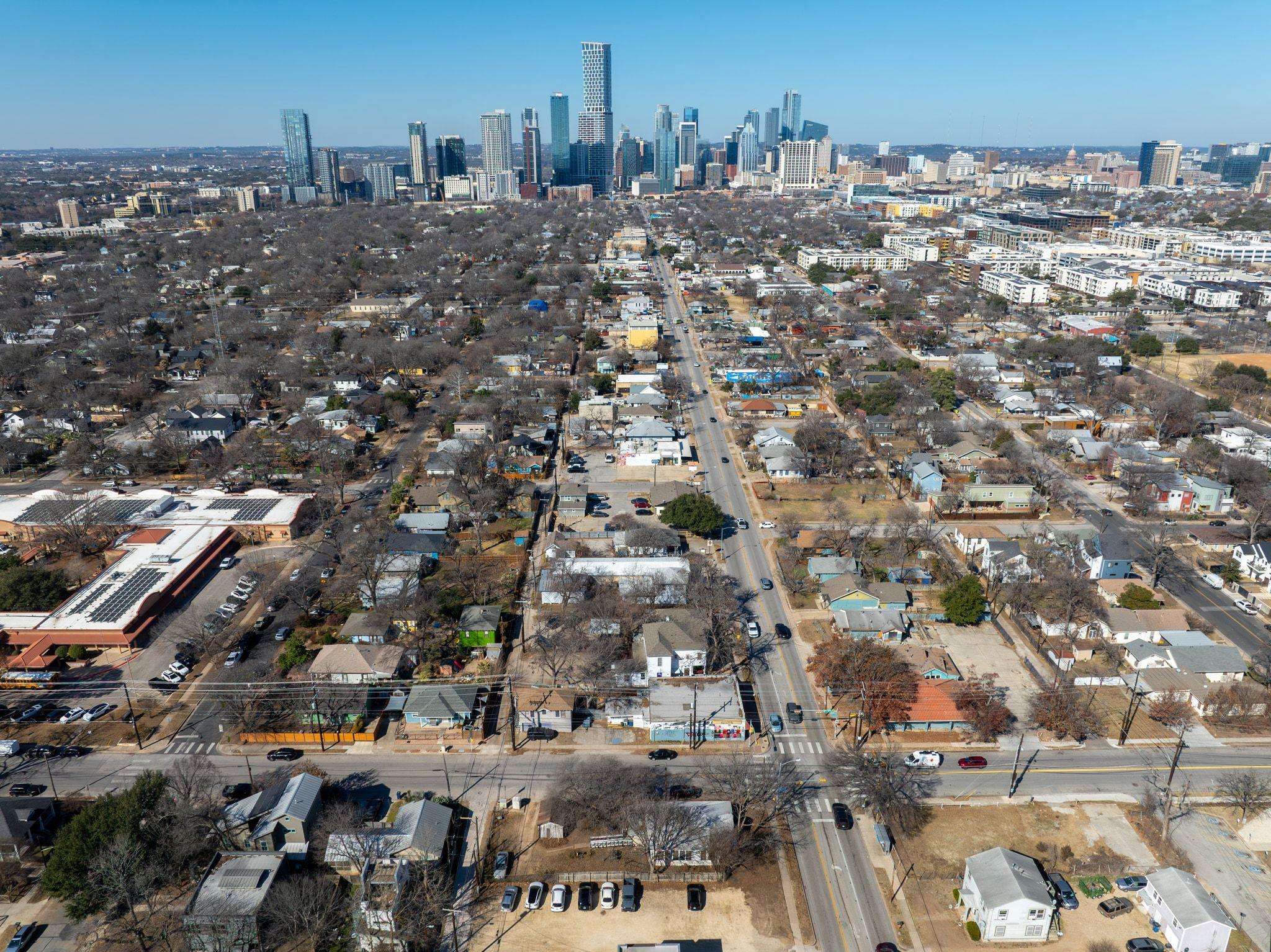 2201 E Cesar Chavez St, Austin, TX 78702