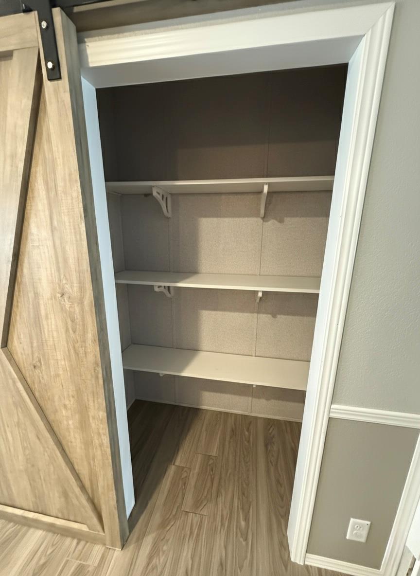 142 EAGLE CREEK Dr, Kyle, TX 78640