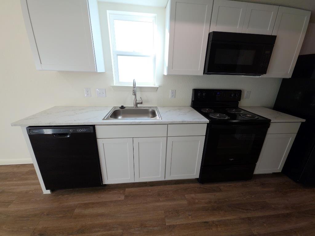 2002 W 2nd St # 500, Taylor, TX 76574