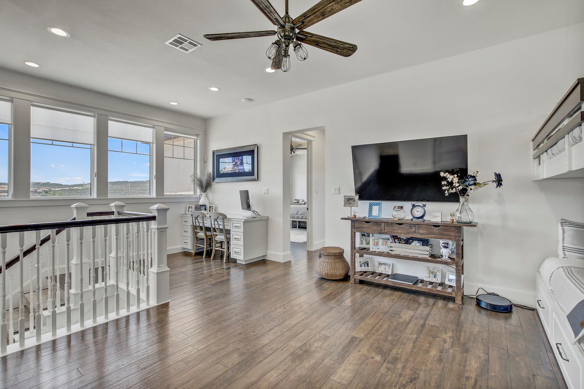 102 Canyon Turn Trl, Austin, TX 78734