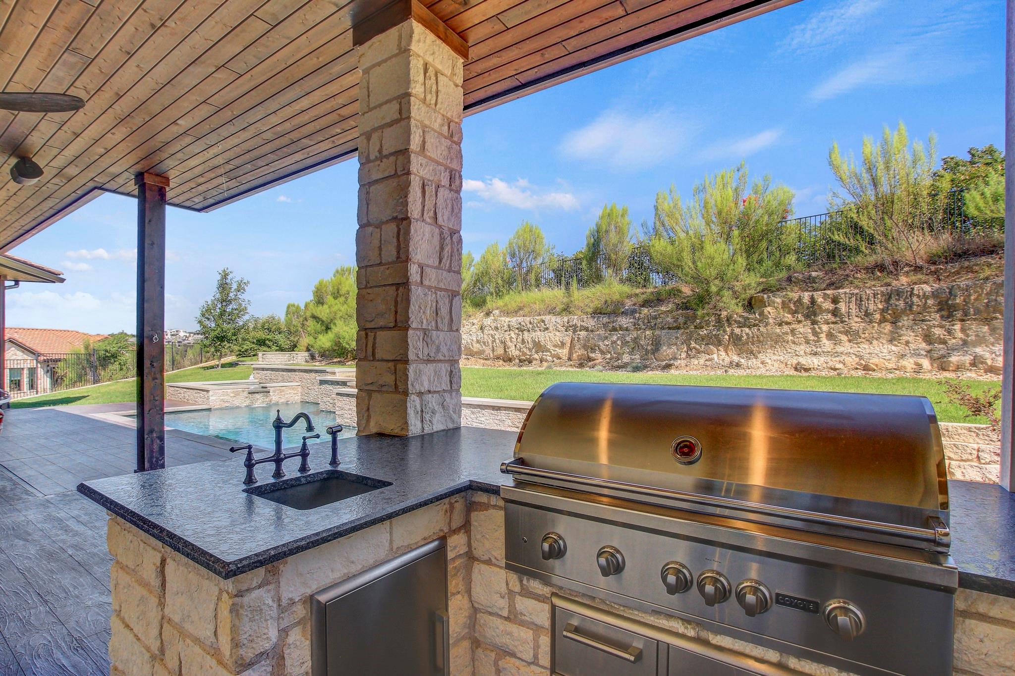 102 Canyon Turn Trl, Austin, TX 78734