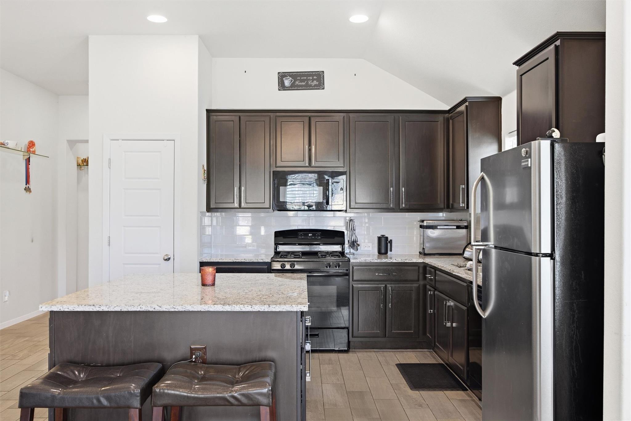 13701 Ronald Reagan Blvd # 6, Cedar Park, TX 78613