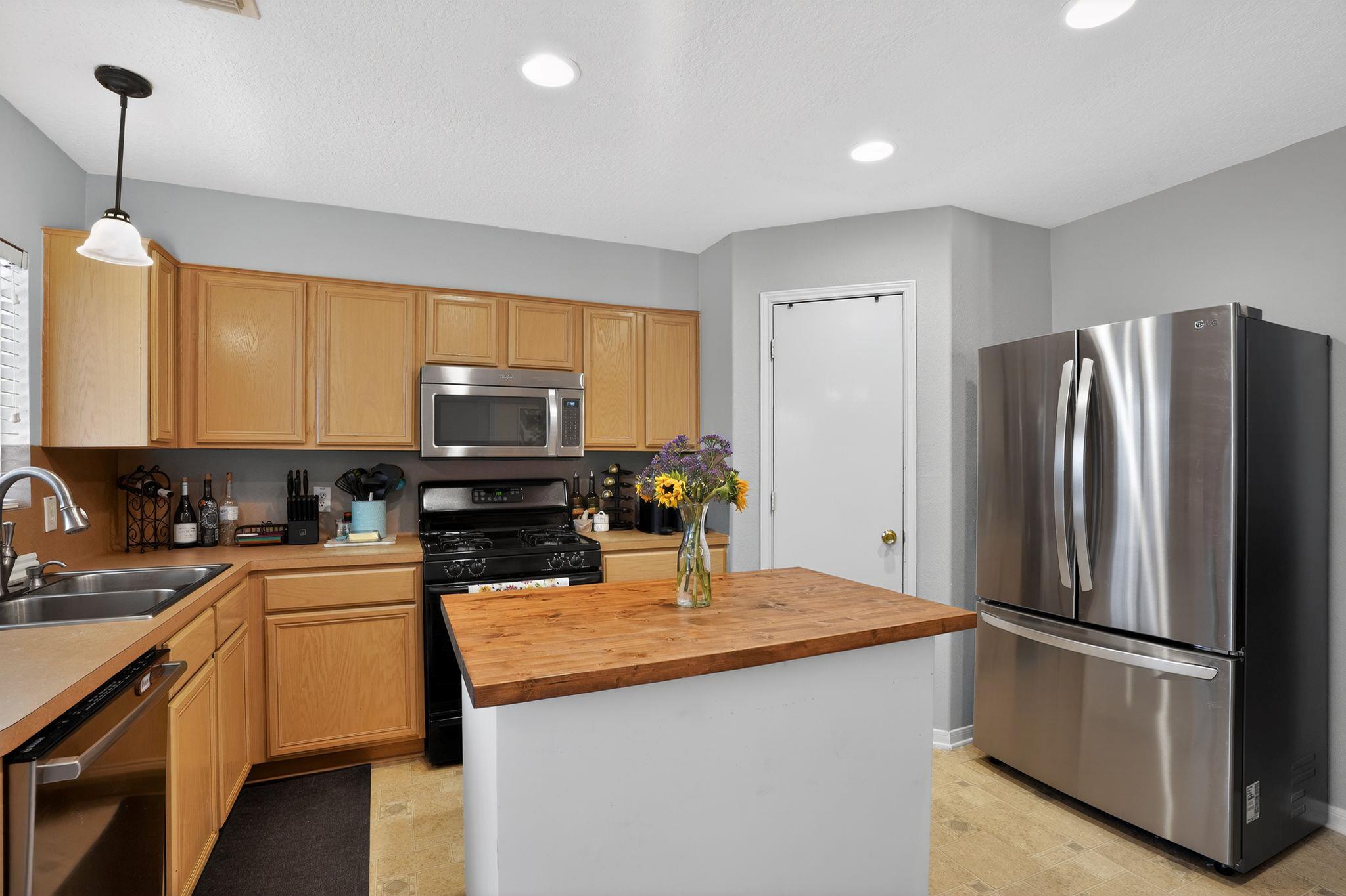 12214 Carriage Oak Cir, Humble, TX 77346