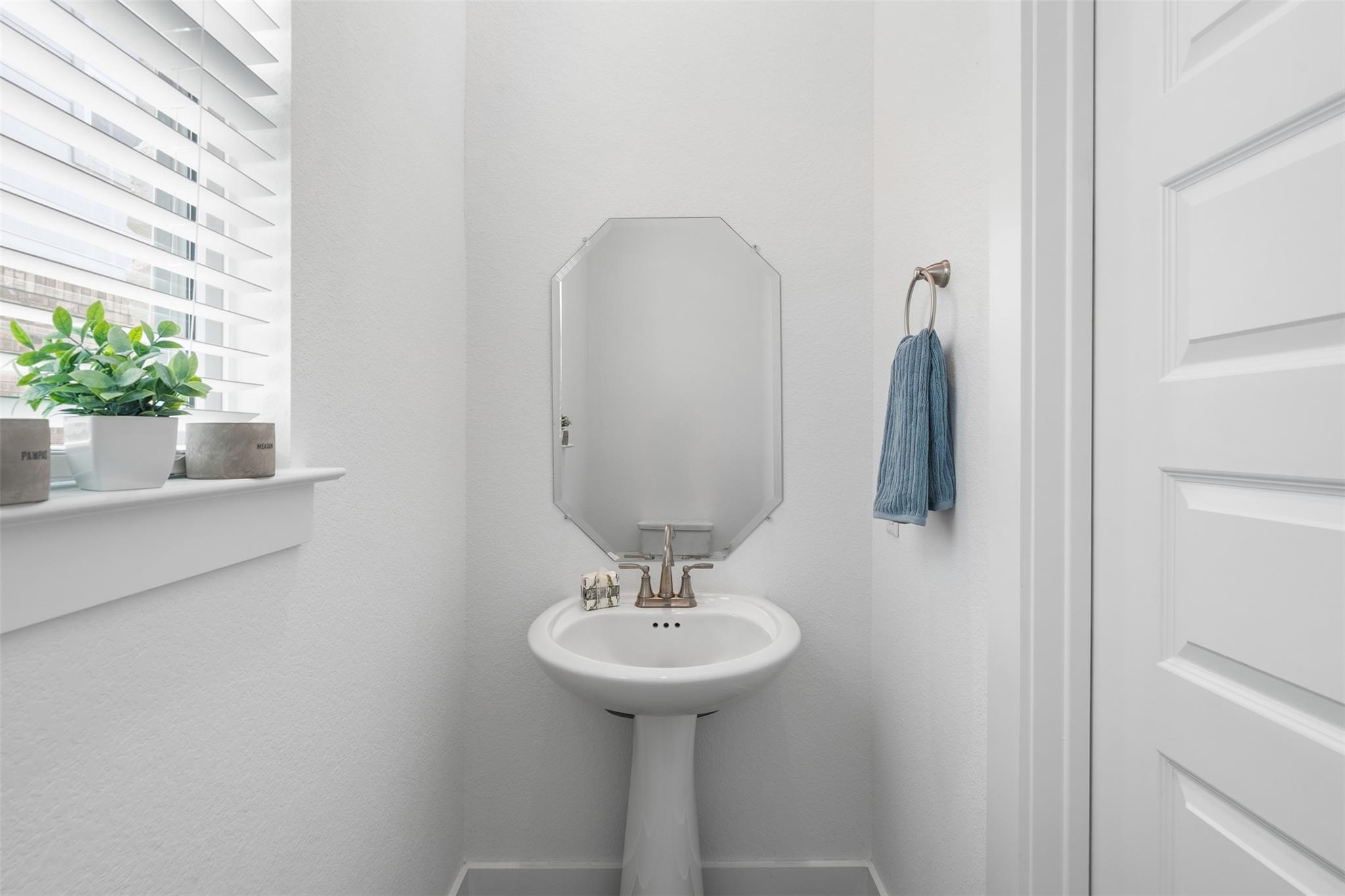 1413 Kneehigh Ln, Georgetown, TX 78633