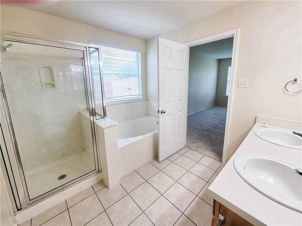 503 Lafayette Square Dr, Leander, TX 78641