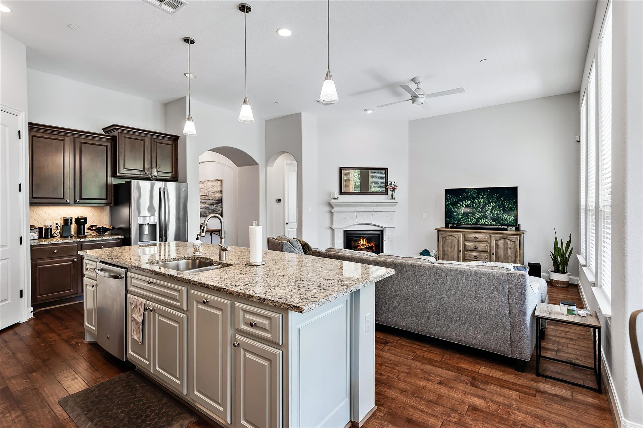 106 Maxwell Way # 33, Austin, TX 78738