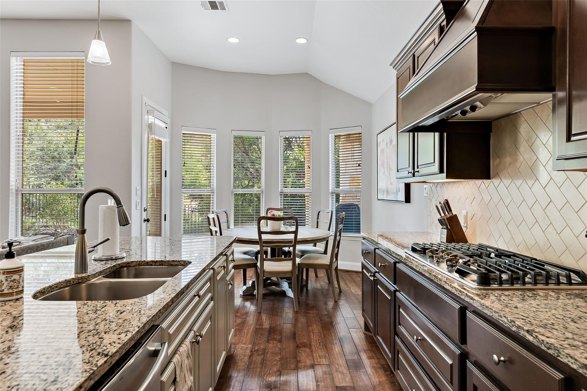 106 Maxwell Way # 33, Austin, TX 78738