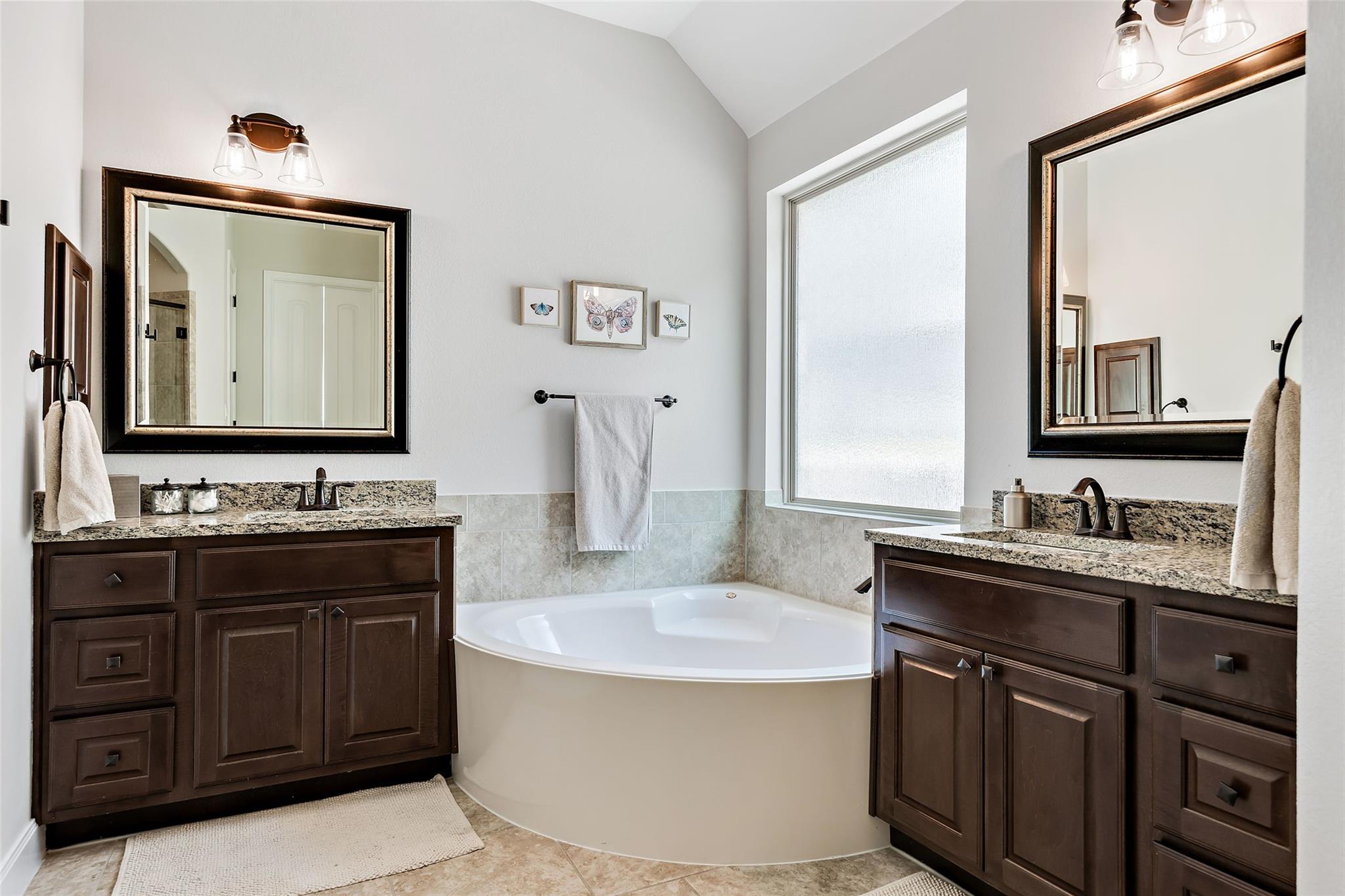 106 Maxwell Way # 33, Austin, TX 78738