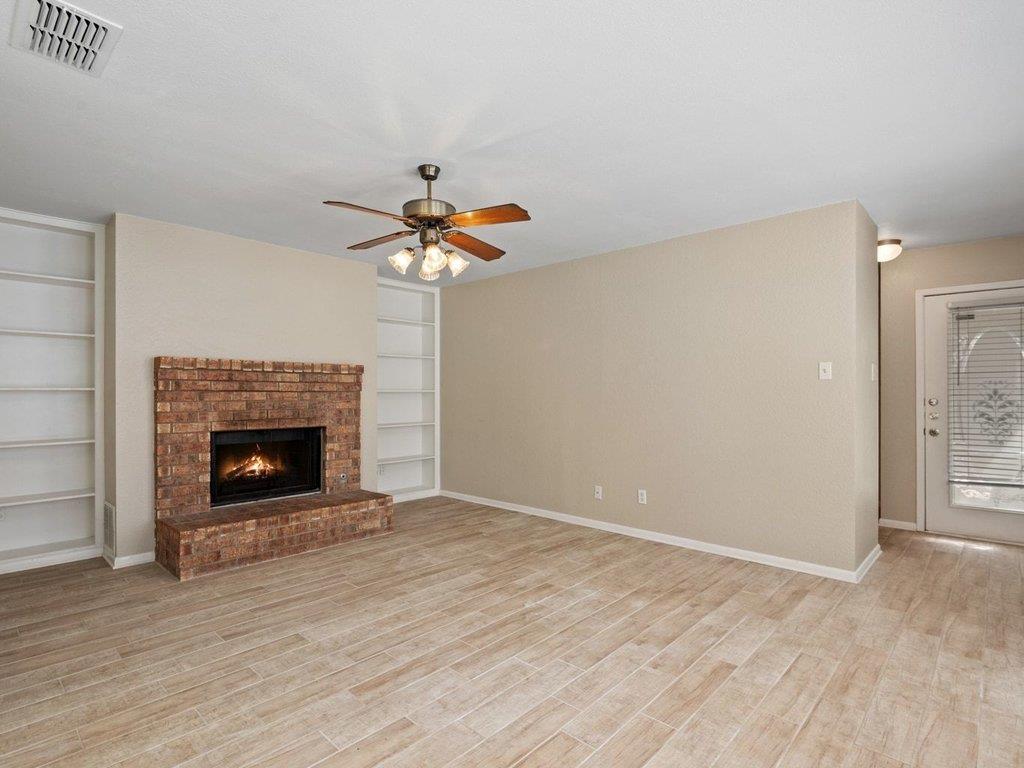 7825 Beauregard Cir # 22, Austin, TX 78745