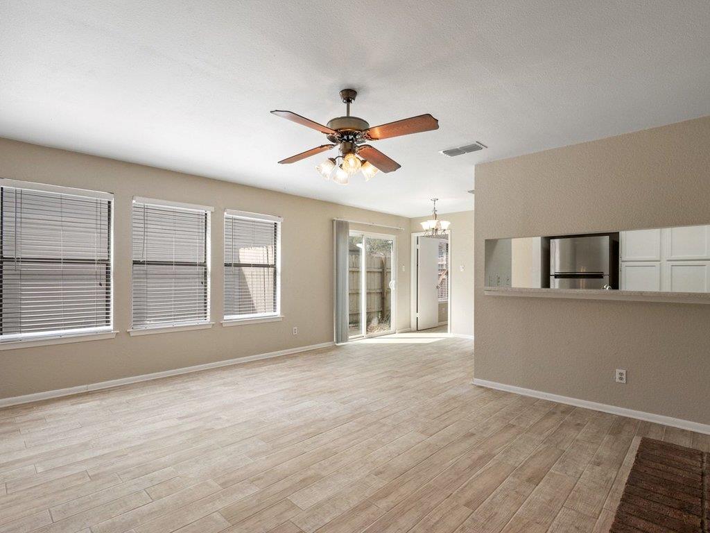 7825 Beauregard Cir # 22, Austin, TX 78745