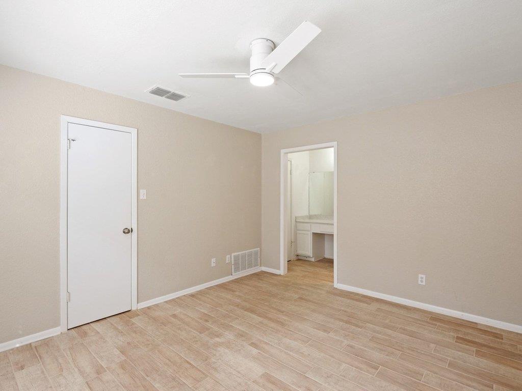 7825 Beauregard Cir # 22, Austin, TX 78745