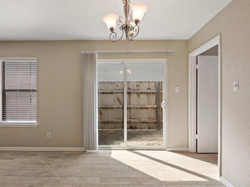 7825 Beauregard Cir # 22, Austin, TX 78745