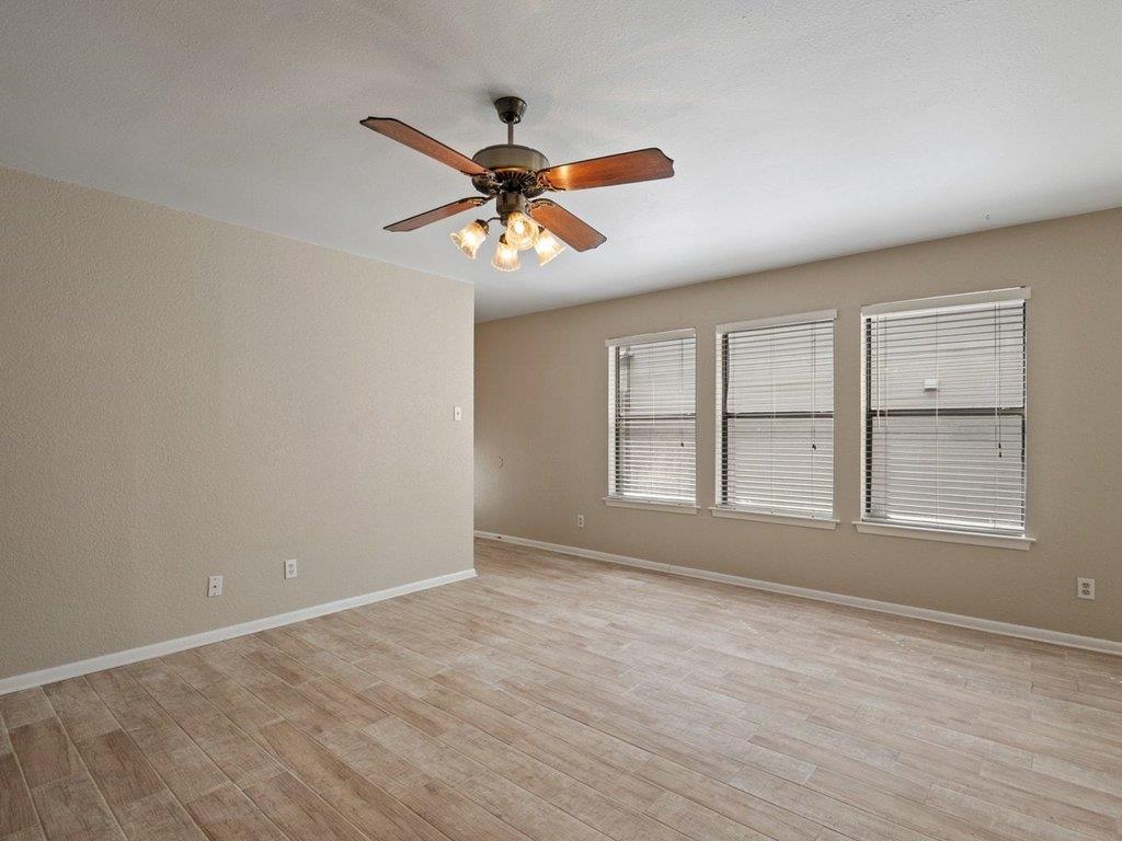 7825 Beauregard Cir # 22, Austin, TX 78745