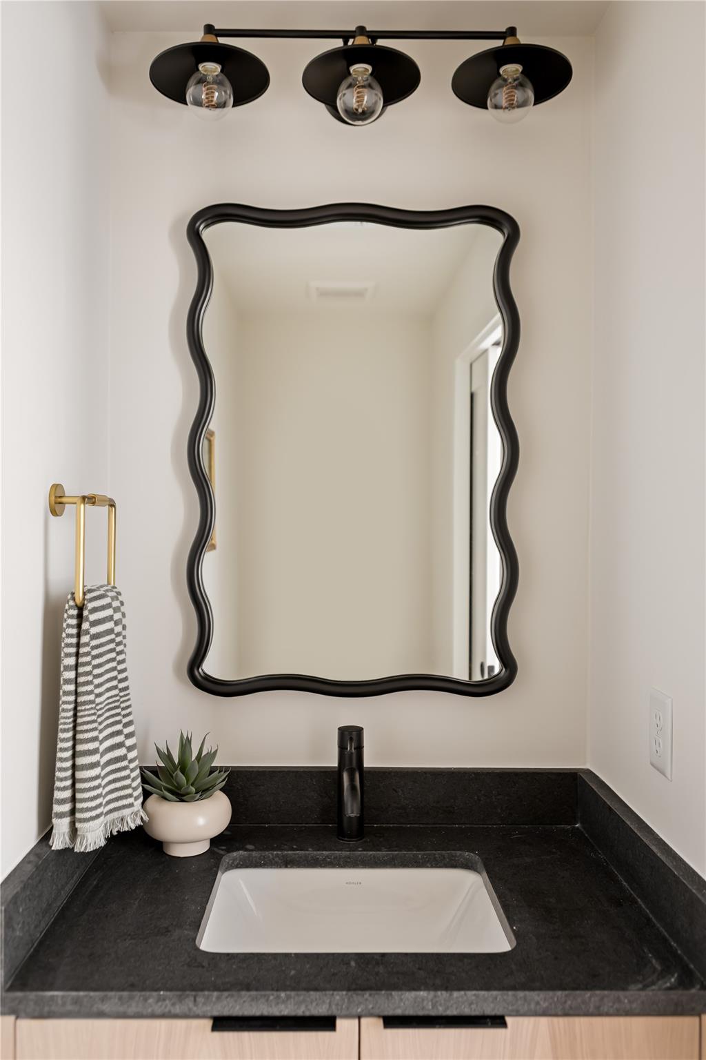 722 Gunter St, Austin, TX 78702