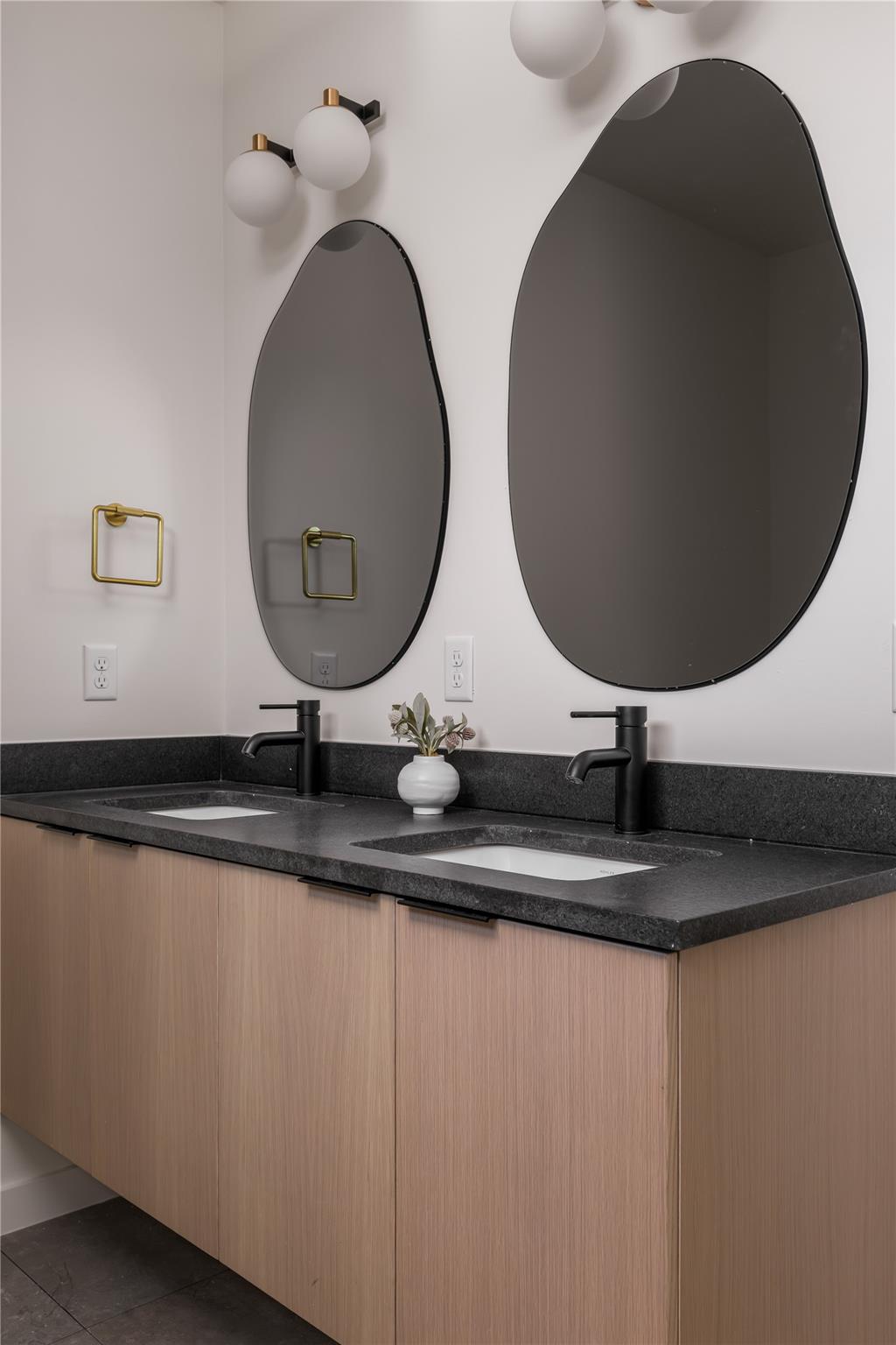 722 Gunter St, Austin, TX 78702