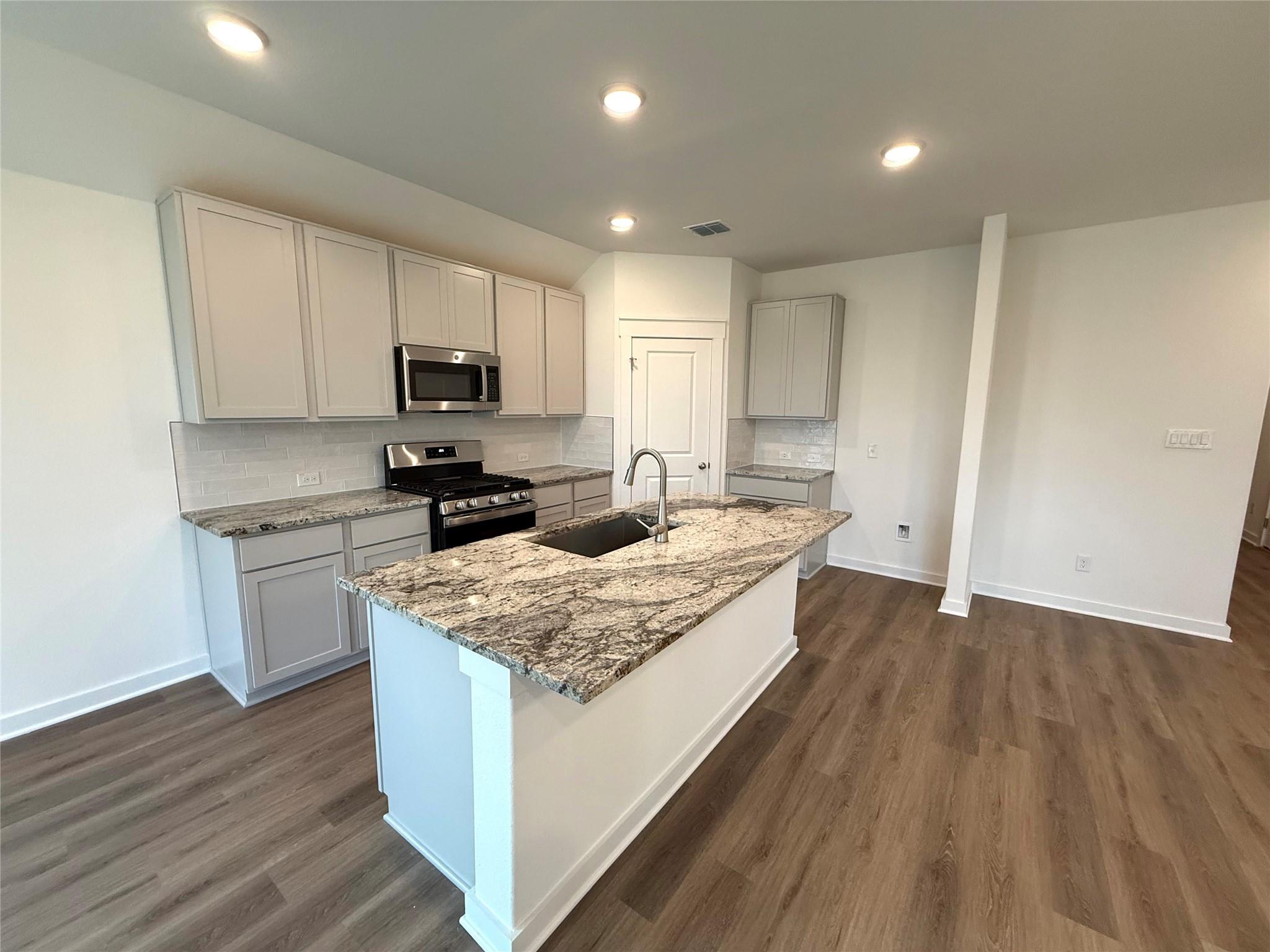 13605 Barn Chime St, Elgin, TX 78621