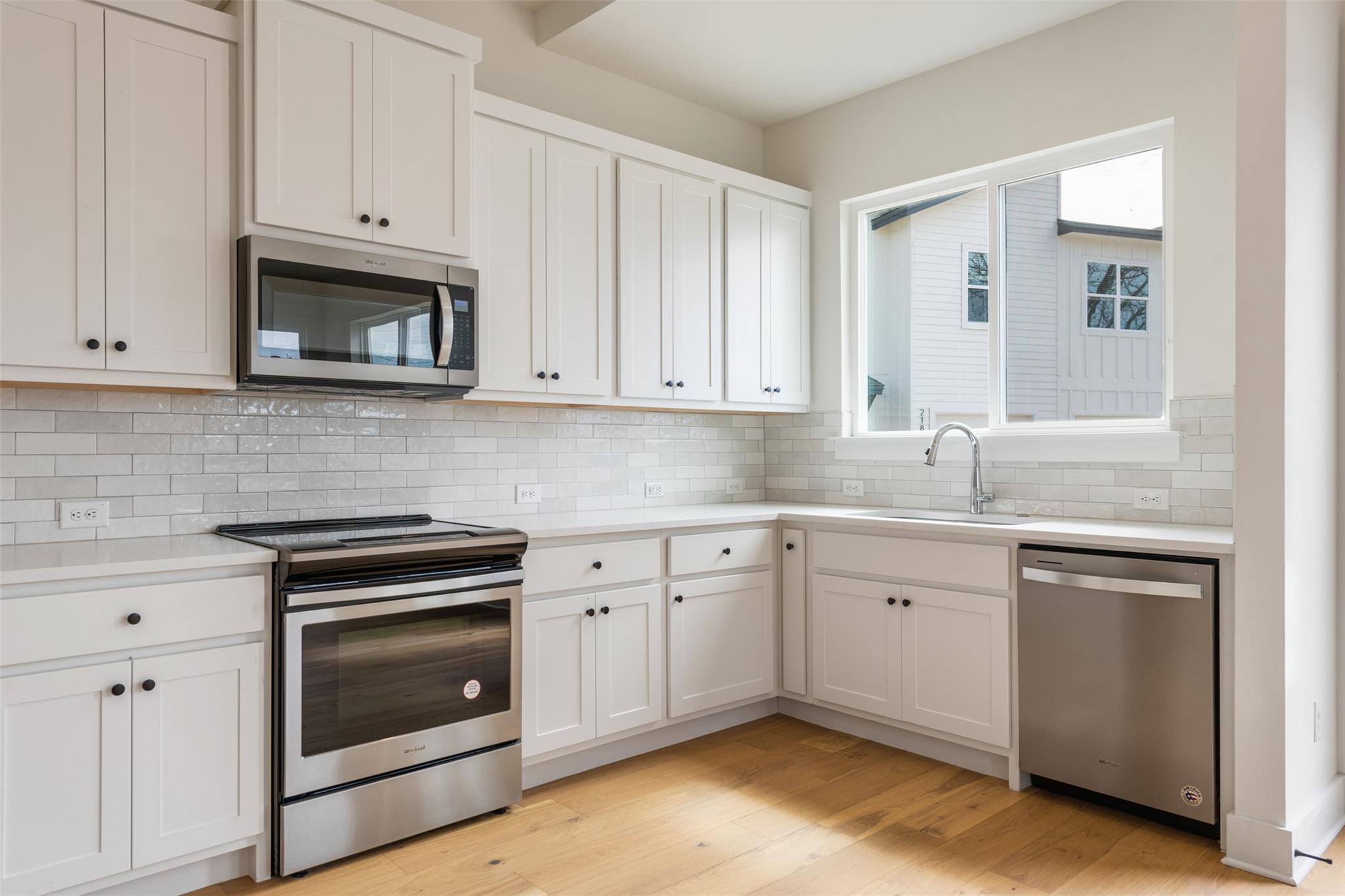 304 E 19.5 St # 304, Georgetown, TX 78626