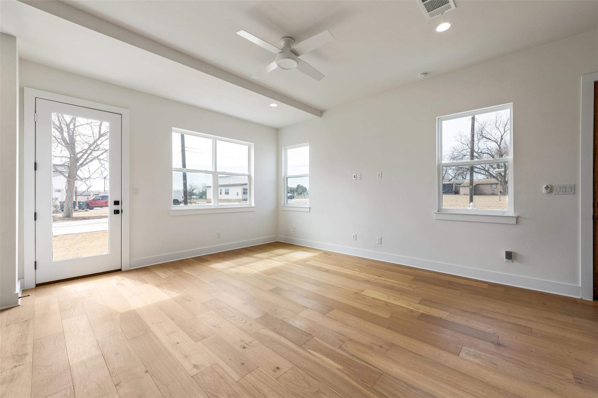 304 E 19.5 St # 304, Georgetown, TX 78626