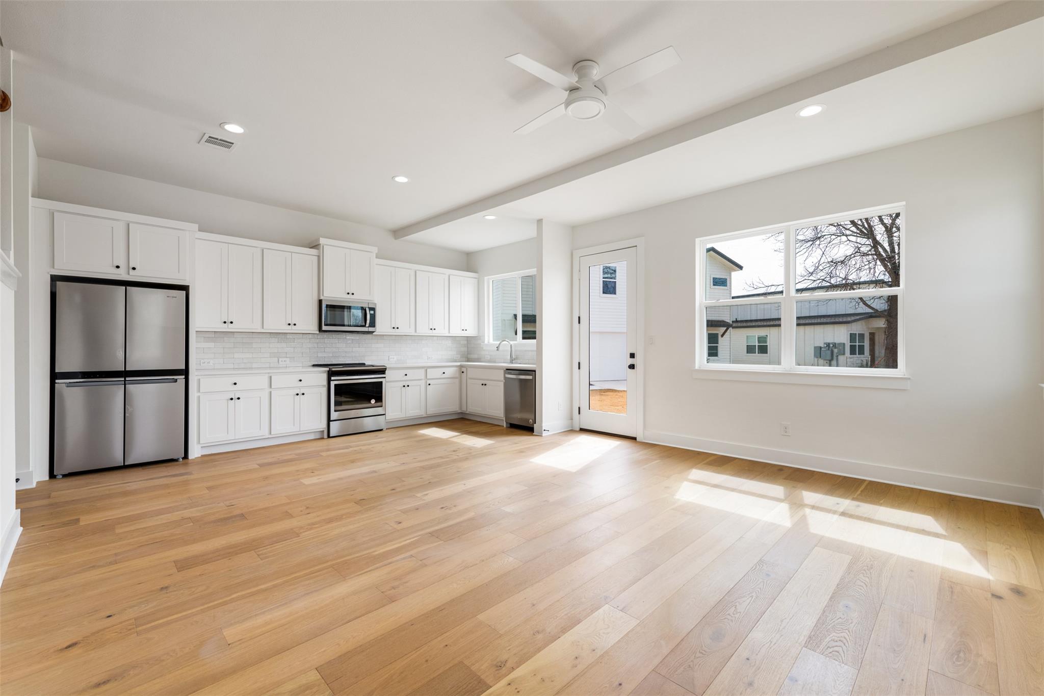 304 E 19.5 St # 304, Georgetown, TX 78626