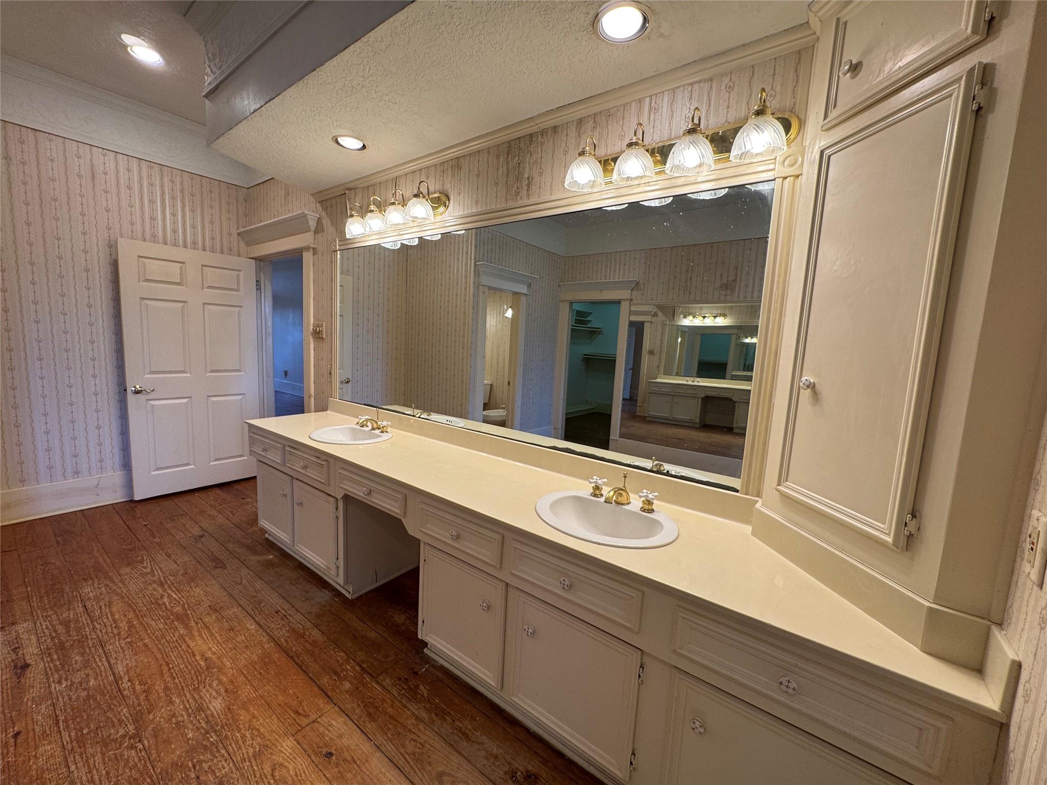 3400 Kirk Cors, Harwood, TX 78632