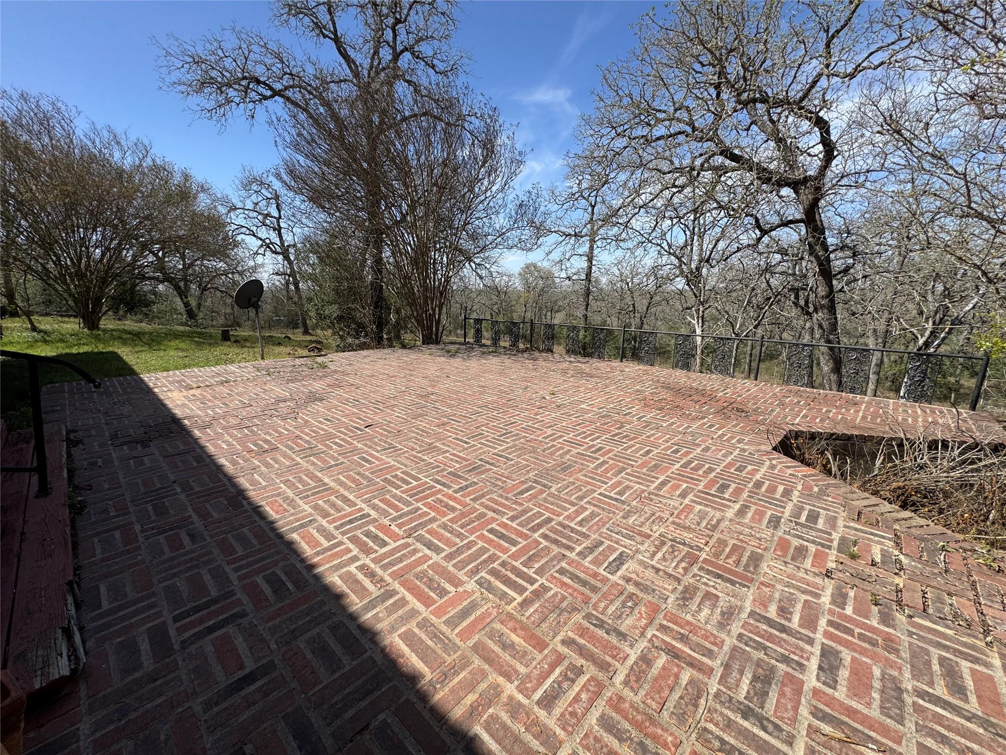 3400 Kirk Cors, Harwood, TX 78632