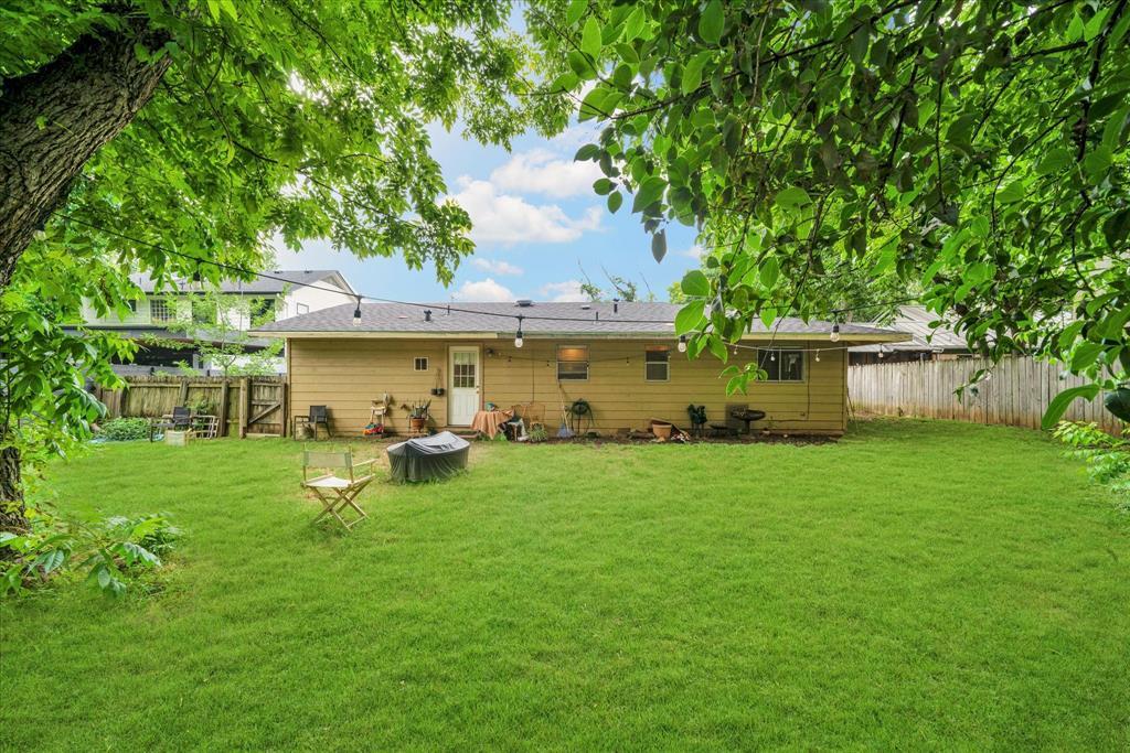 1104 KINNEY Ave # B, Austin, TX 78704